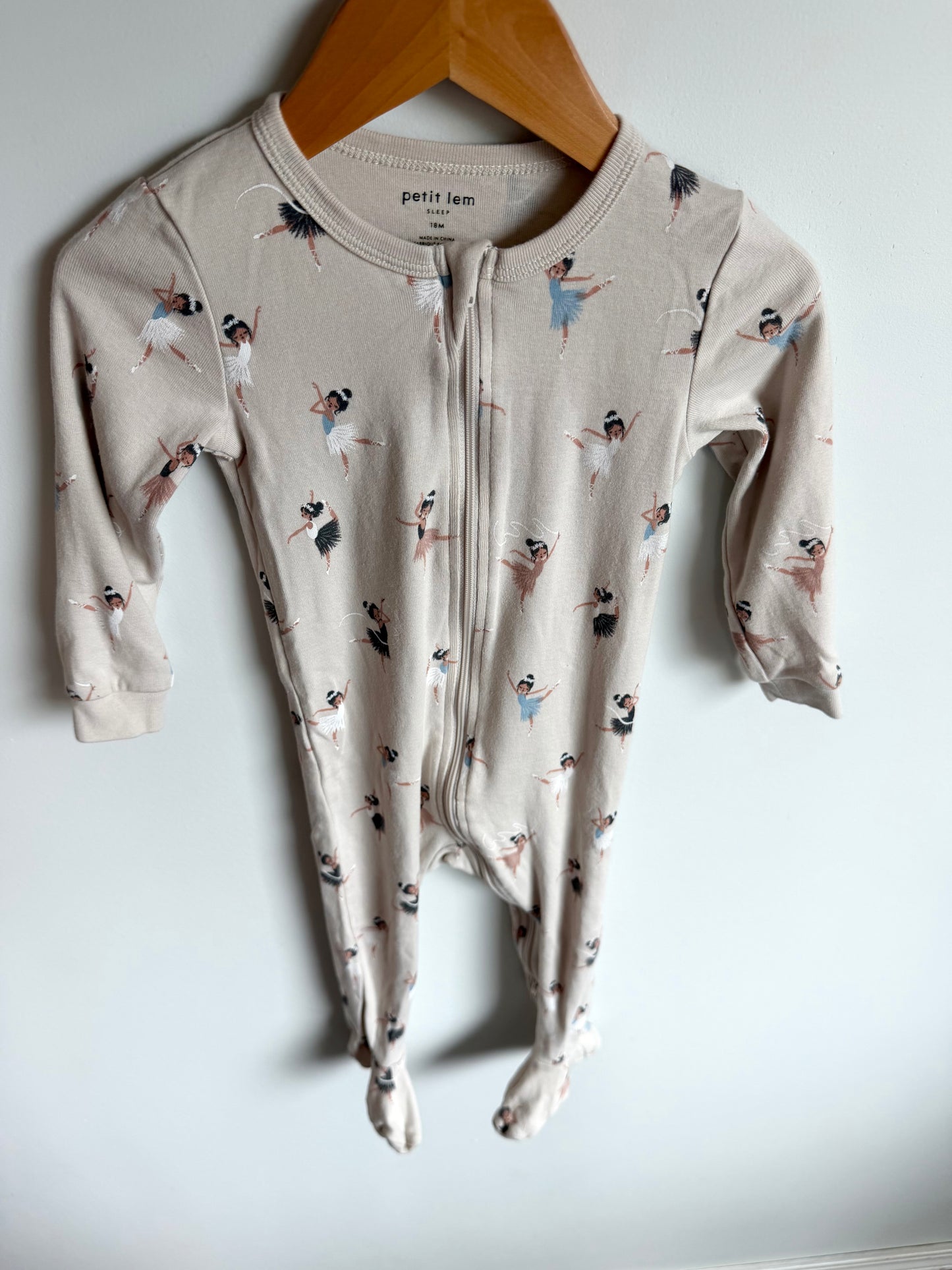 Petit Lem Organic Tan Ballerina Sleeper / 18m