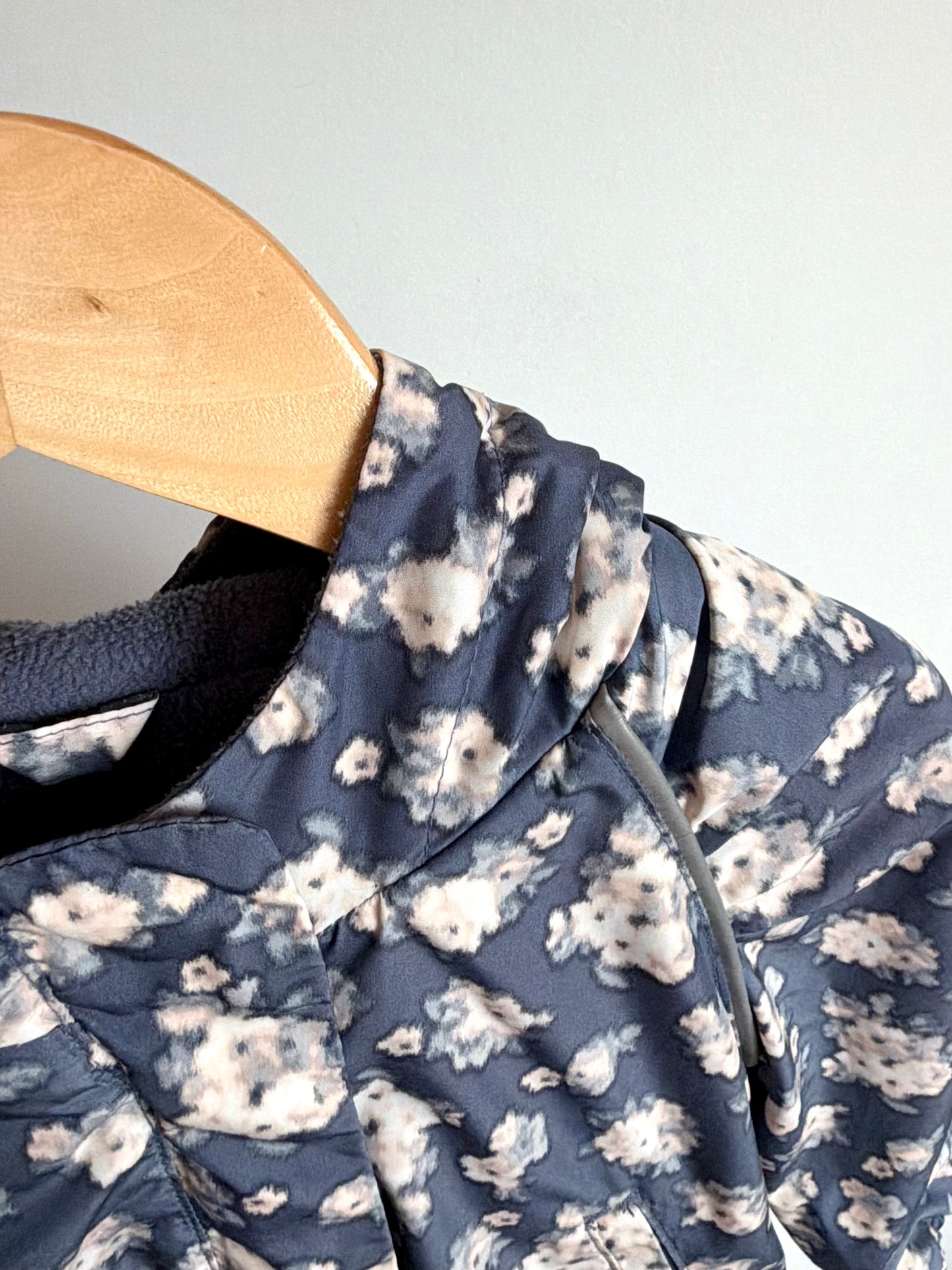 Gap Blue Floral Fleece Lined Jacket / 12-18m