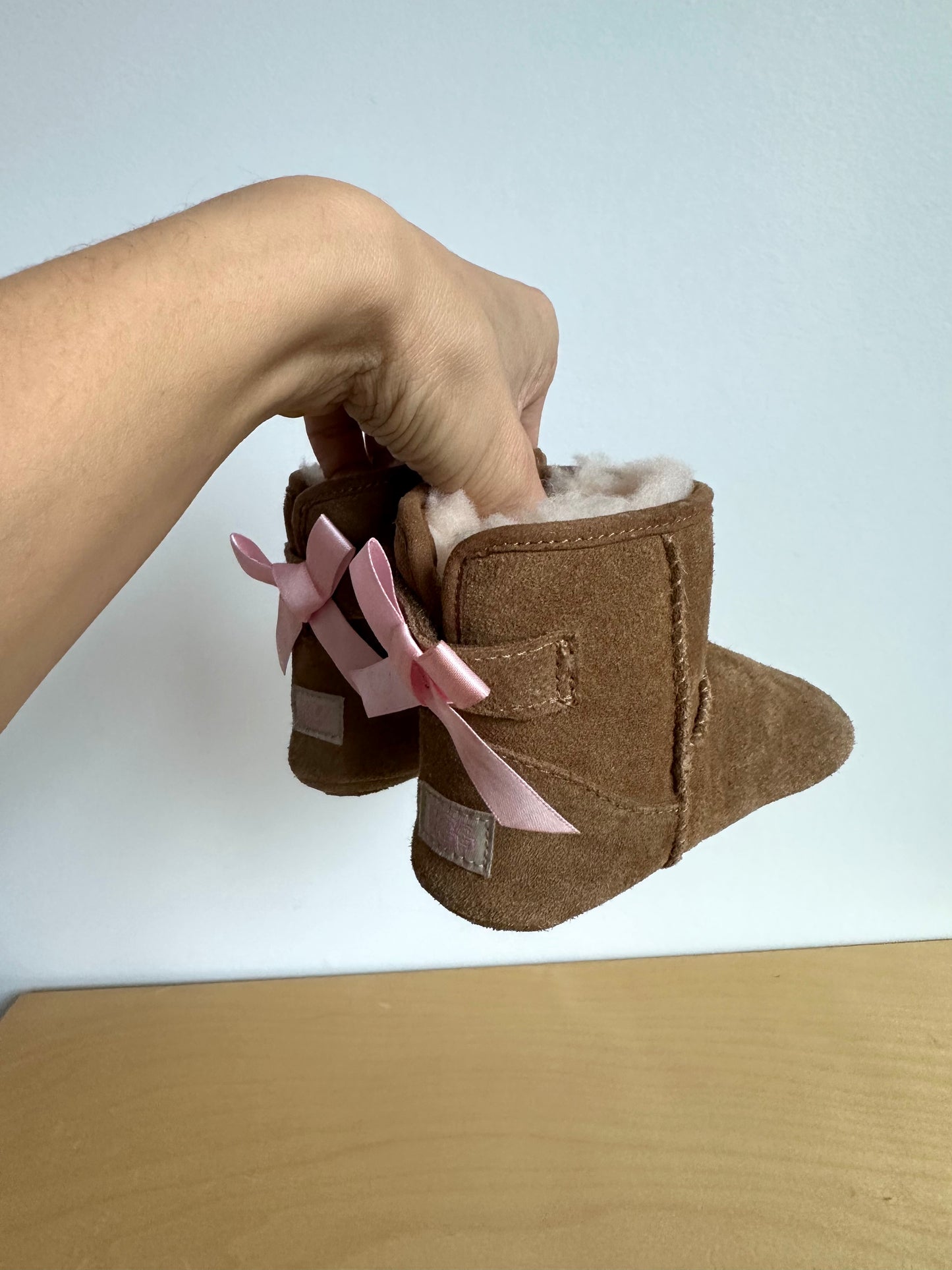 UGG Boots with Pink Bow / Size 4-5 Toddler