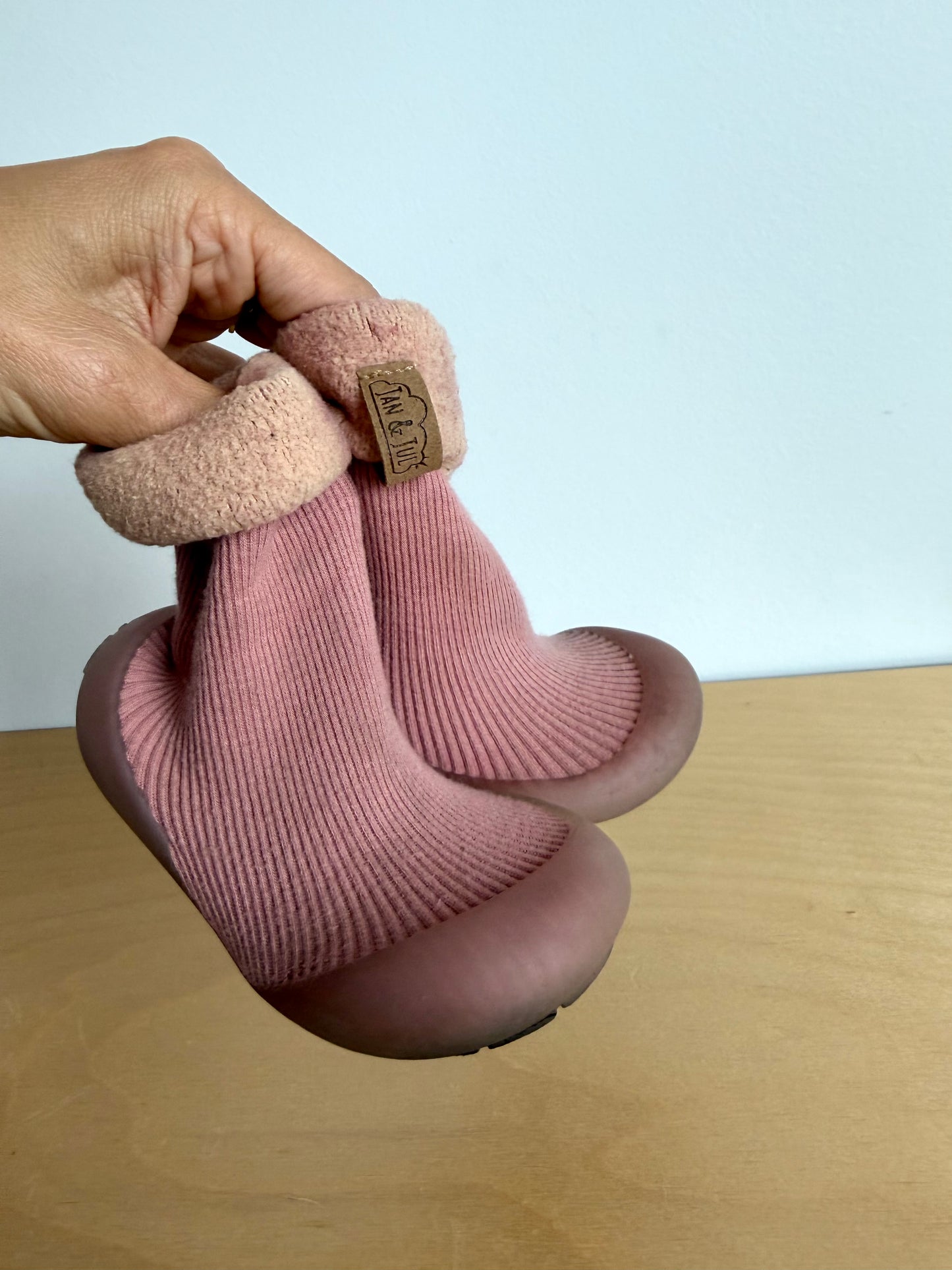 Jan & Jul Pink Sock Shoes / Size 7 Toddler