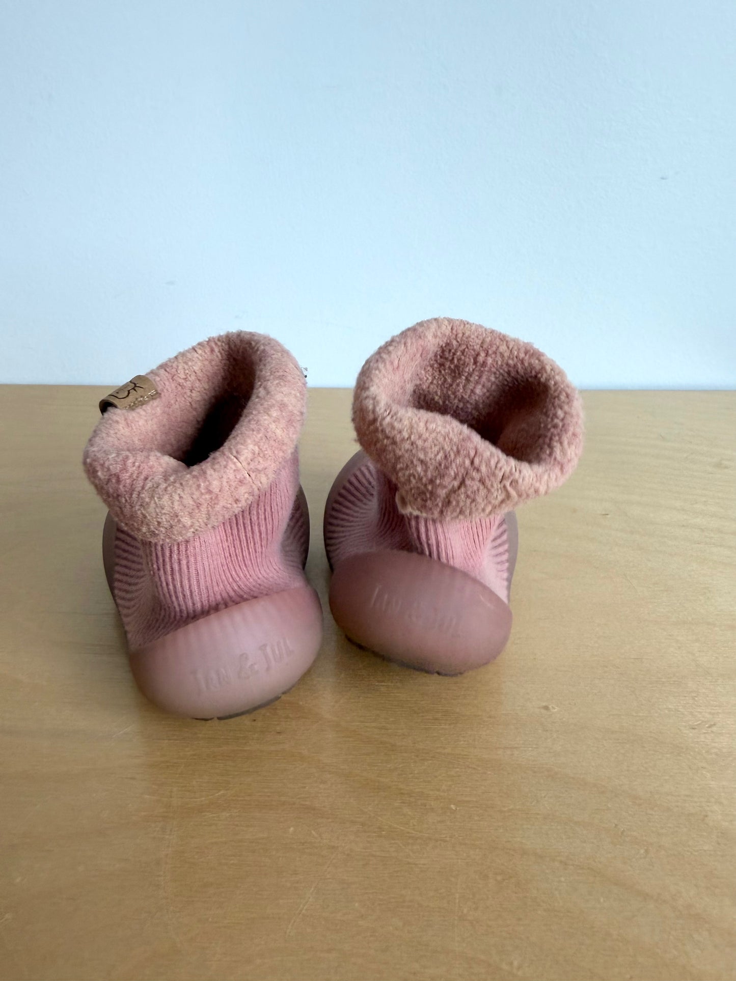 Jan & Jul Pink Sock Shoes / Size 6 Toddler