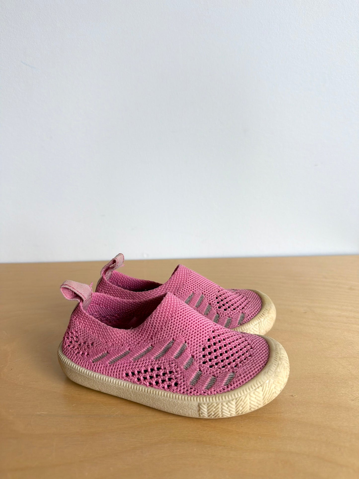 Jan & Jul Pink Knit Slip On Shoes / Size 7.5 Toddler