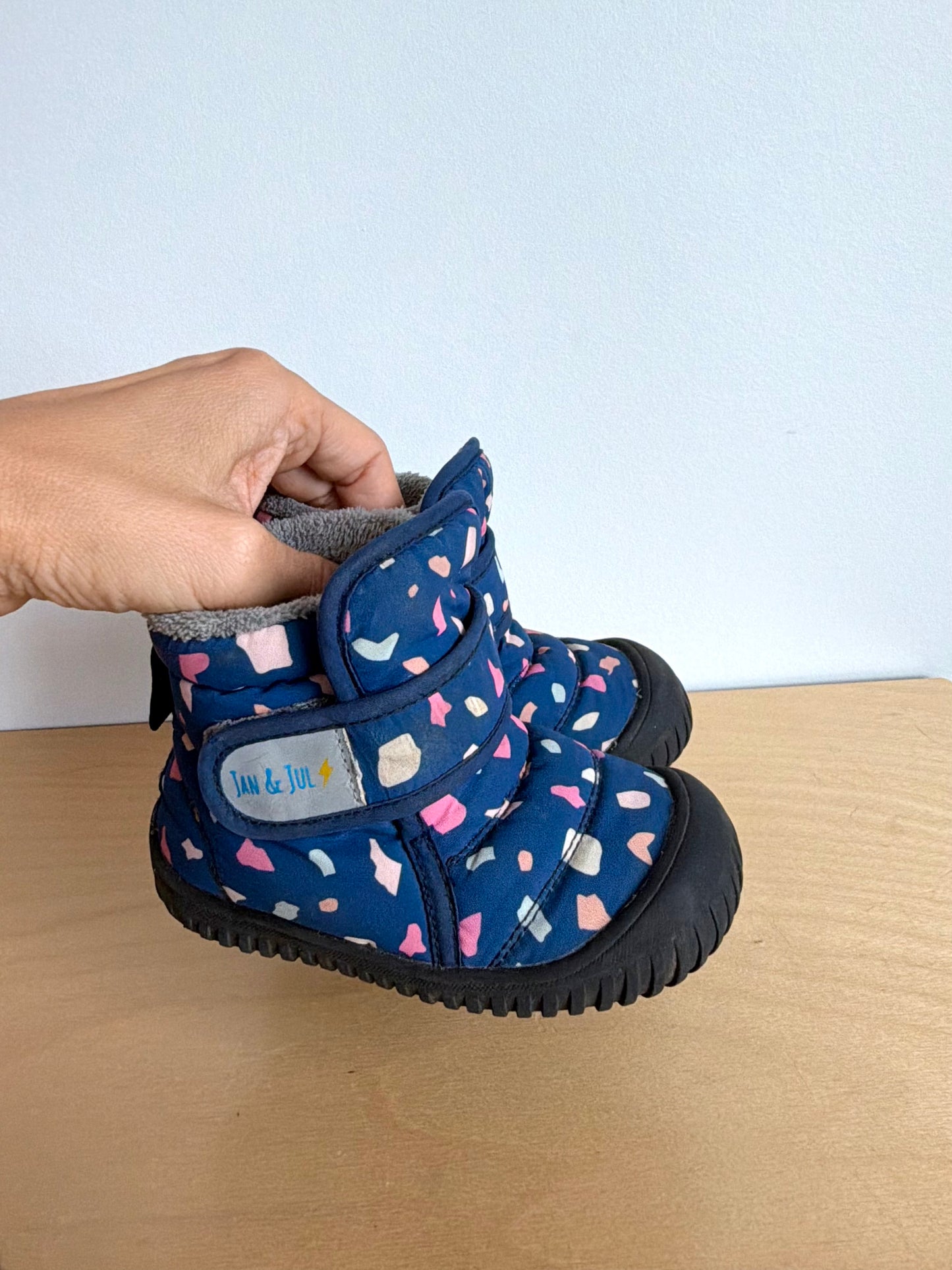 Jan & Jul Fleece Lined Winter Boots / Size 6 Toddler