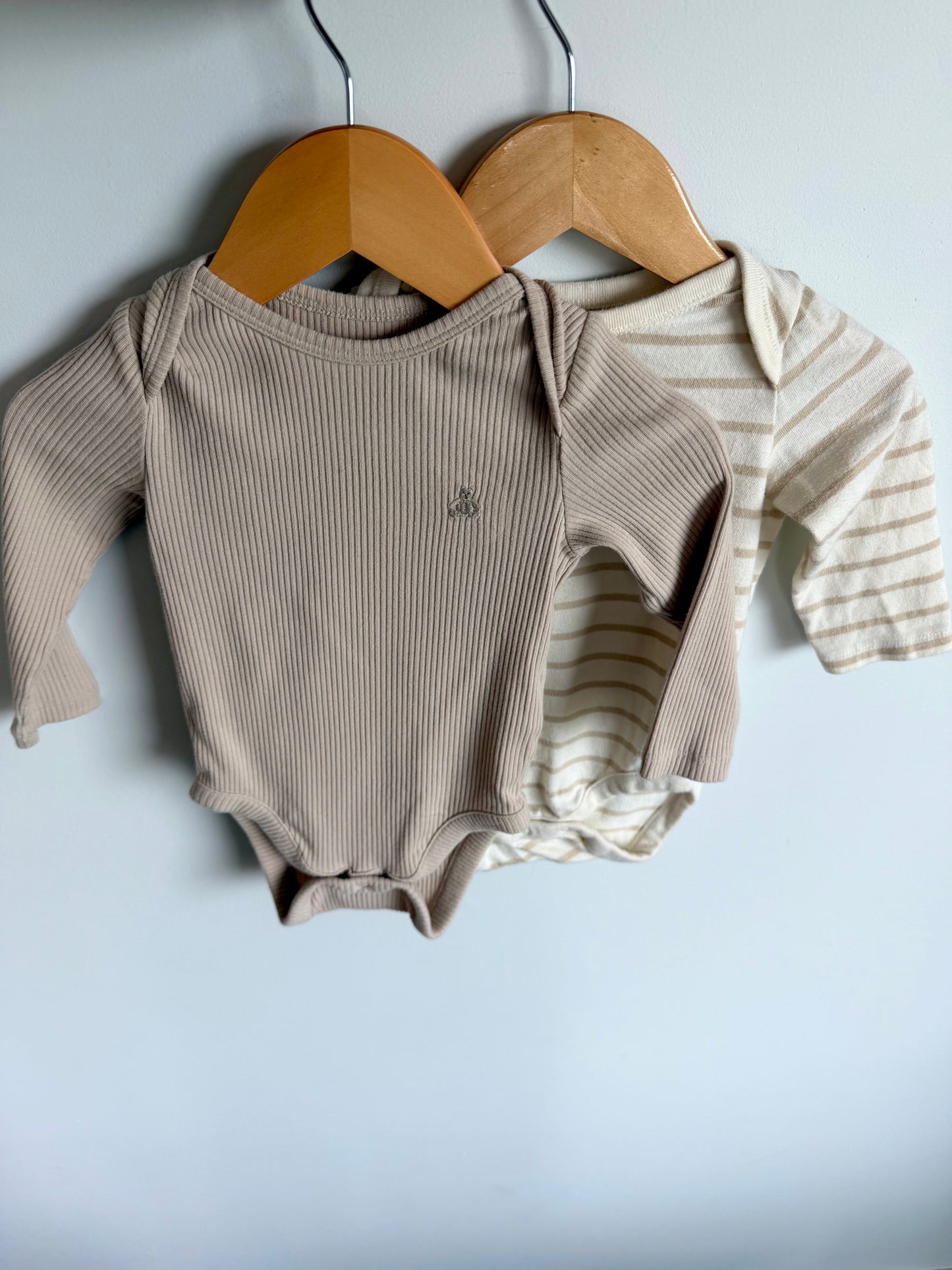 Ribbed and Striped Bodysuits (2) / 6-12m