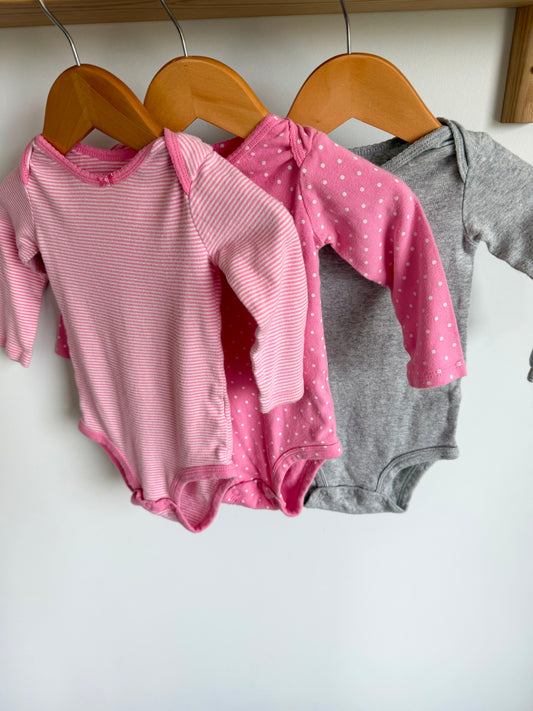 Bow Bodysuits (3) / 12m