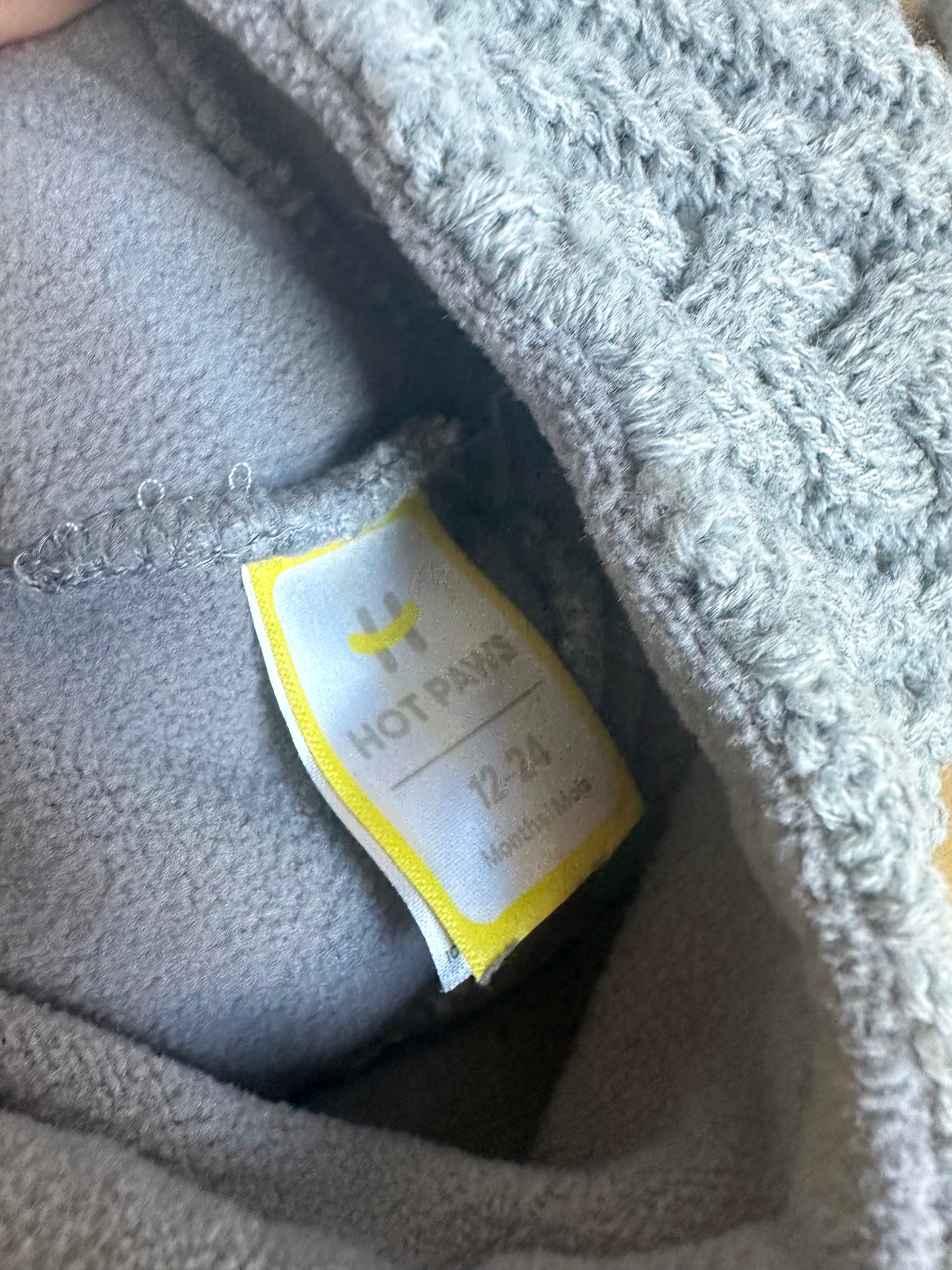 Grey Toque with Mittens / 12-24m