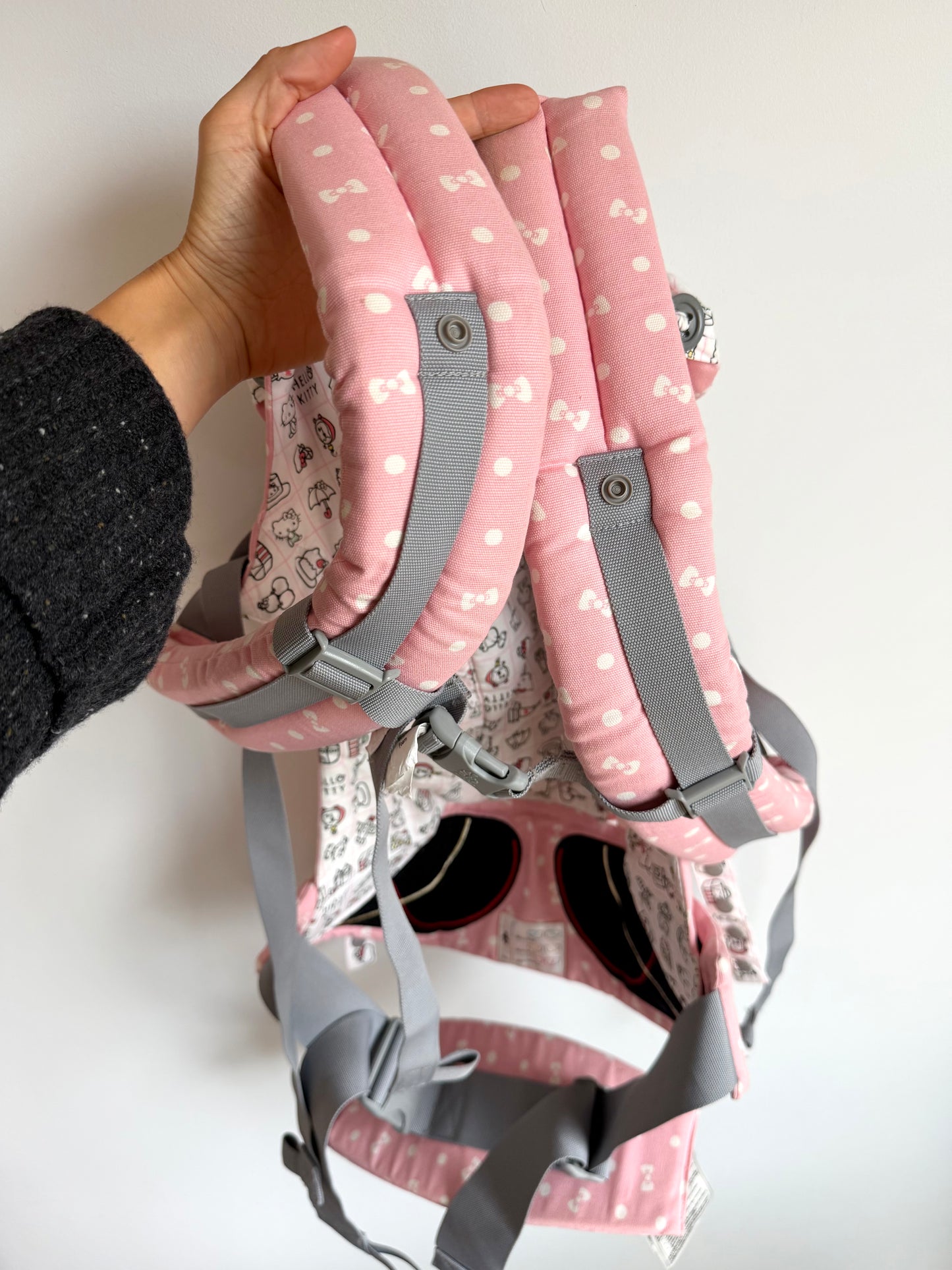 Hello Kitty Omni 360 Ergobaby Carrier / 7-45 lb (No Shipping)