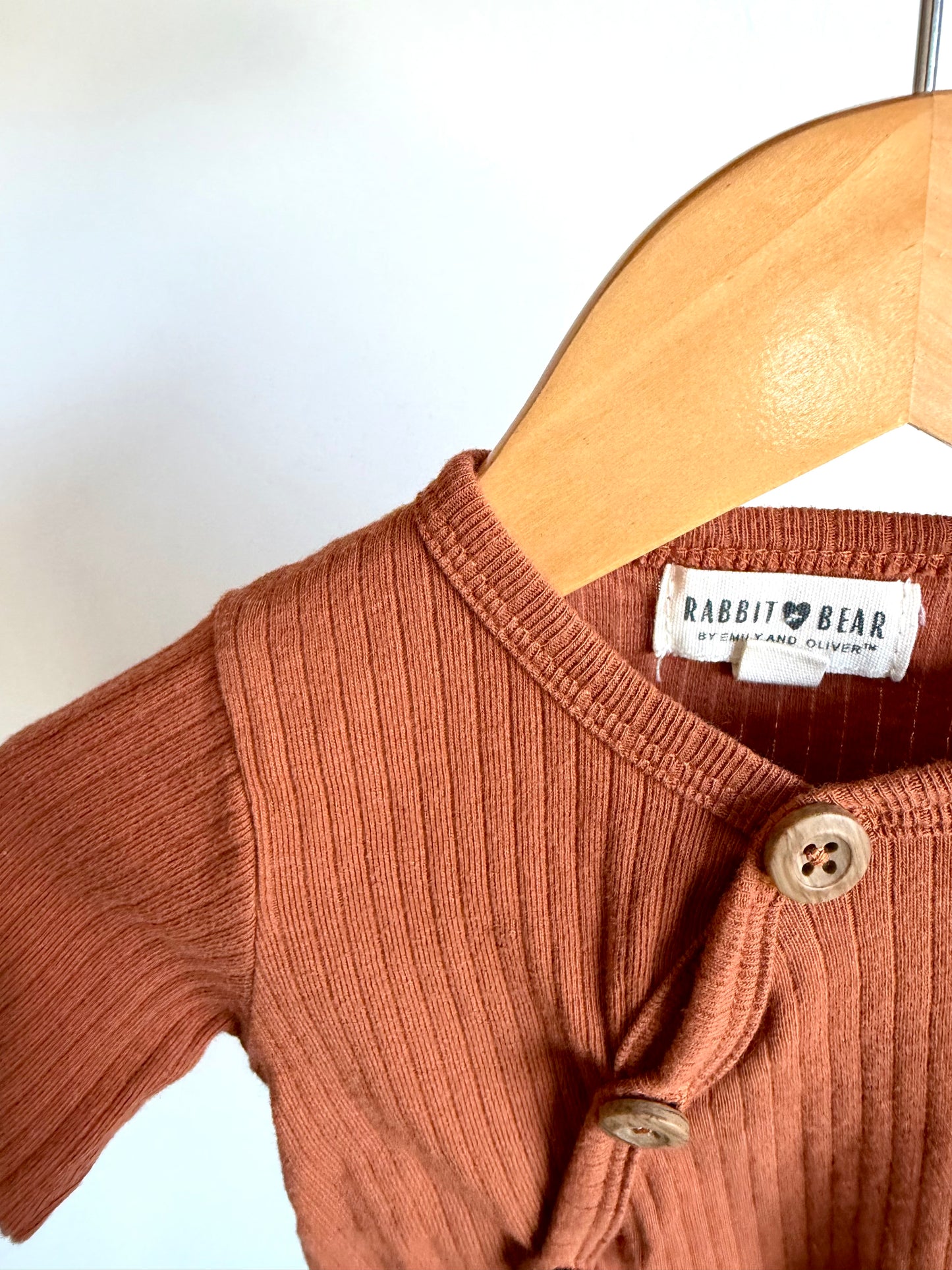 Copper Side Buttons Bodysuit / 6-9m