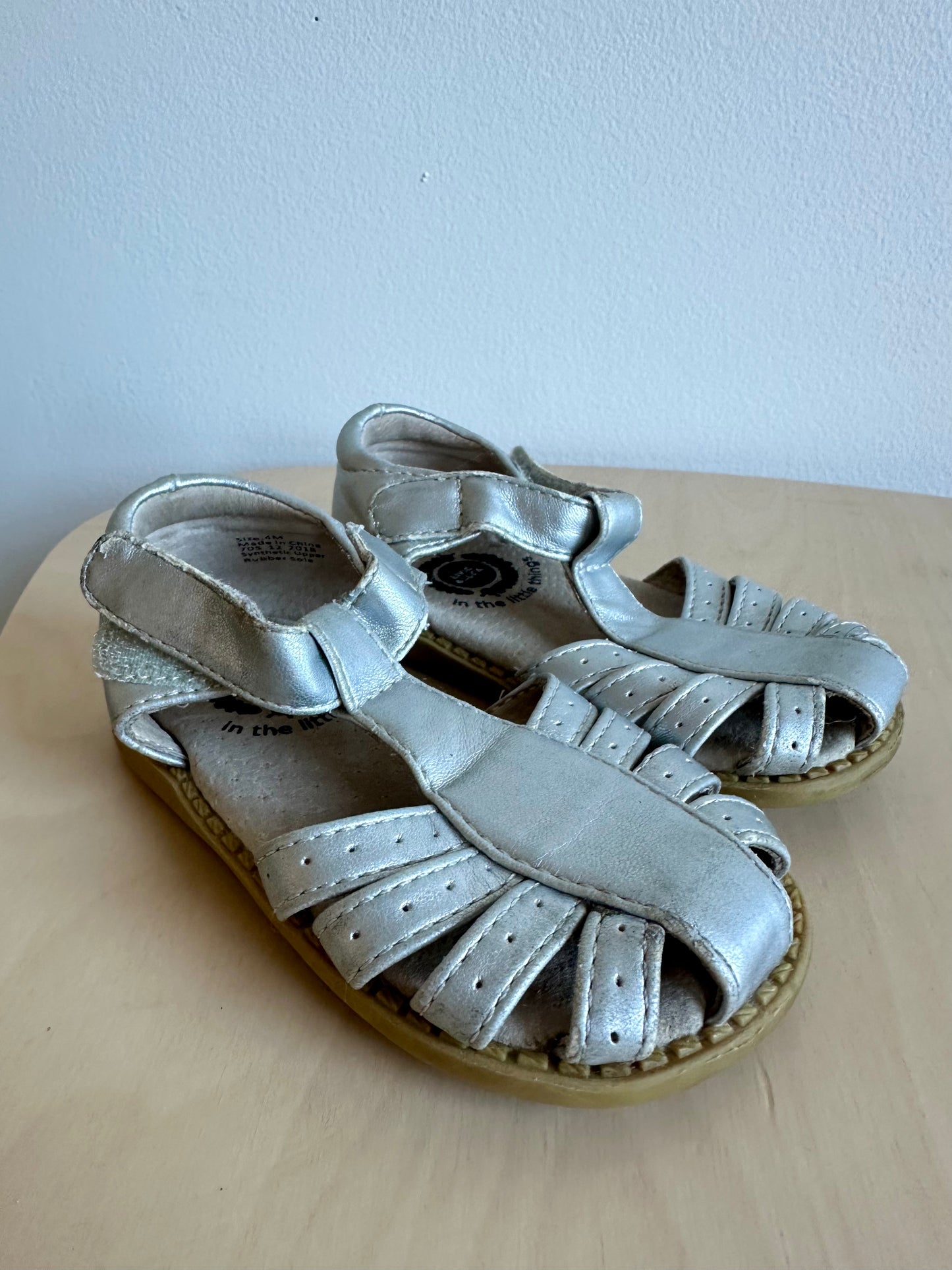 Livie & Luca Silver Sandals / Size 4 Toddler Footwear