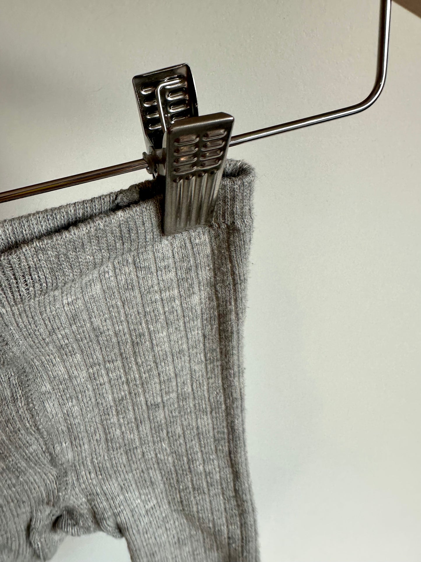 Grey Ribbed Fotted Tights / 12m?