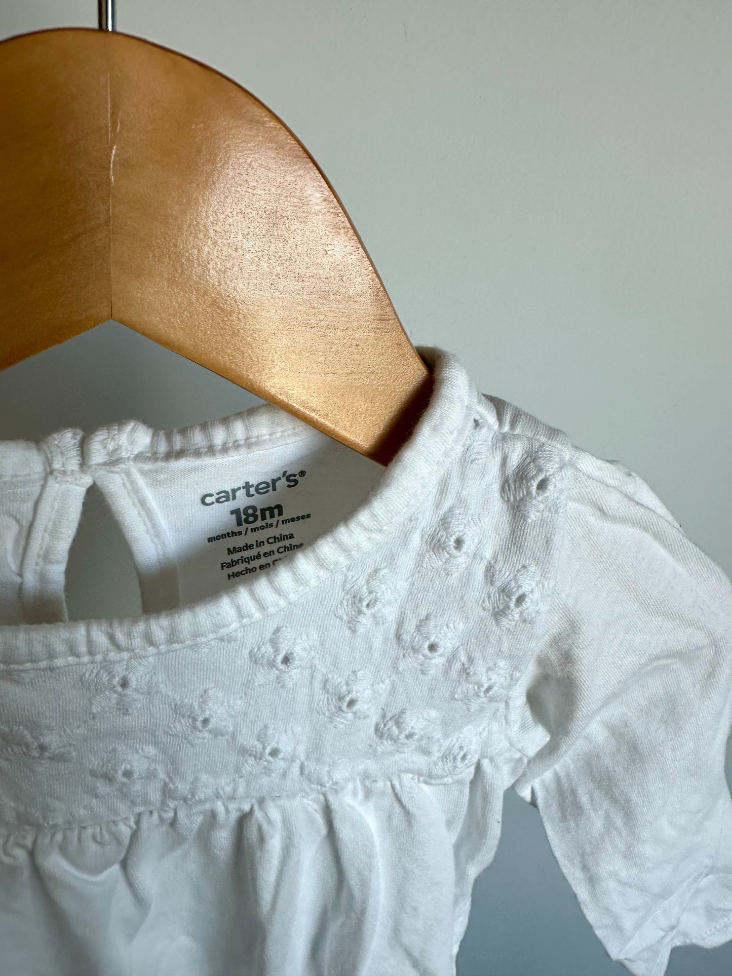 White Eyelet Bodysuit / 18m