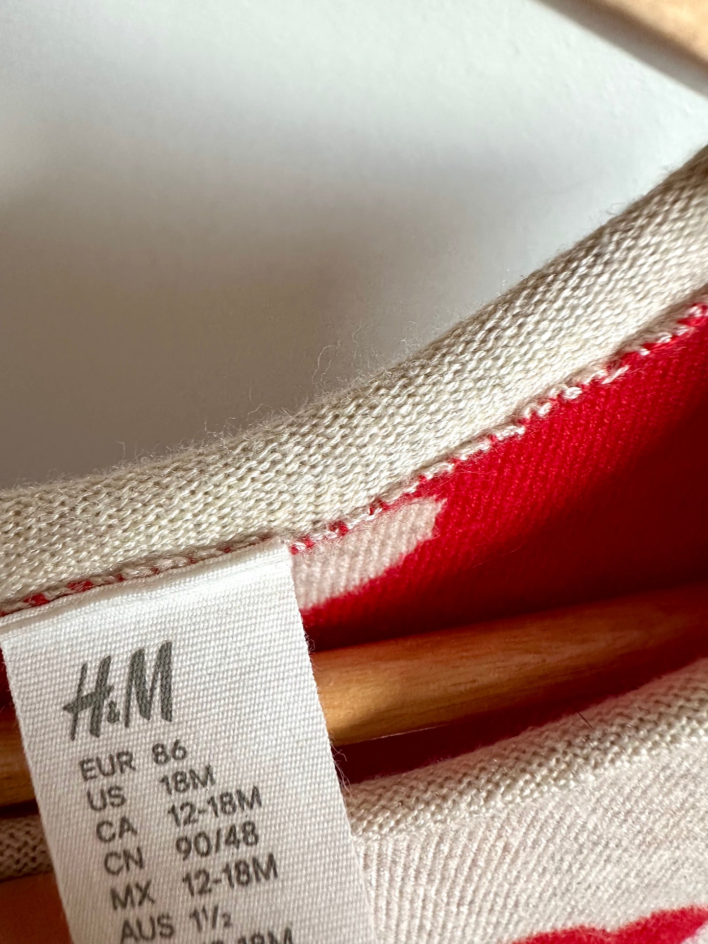 Heart Ruffle Sleeve Sweater / 12-18m