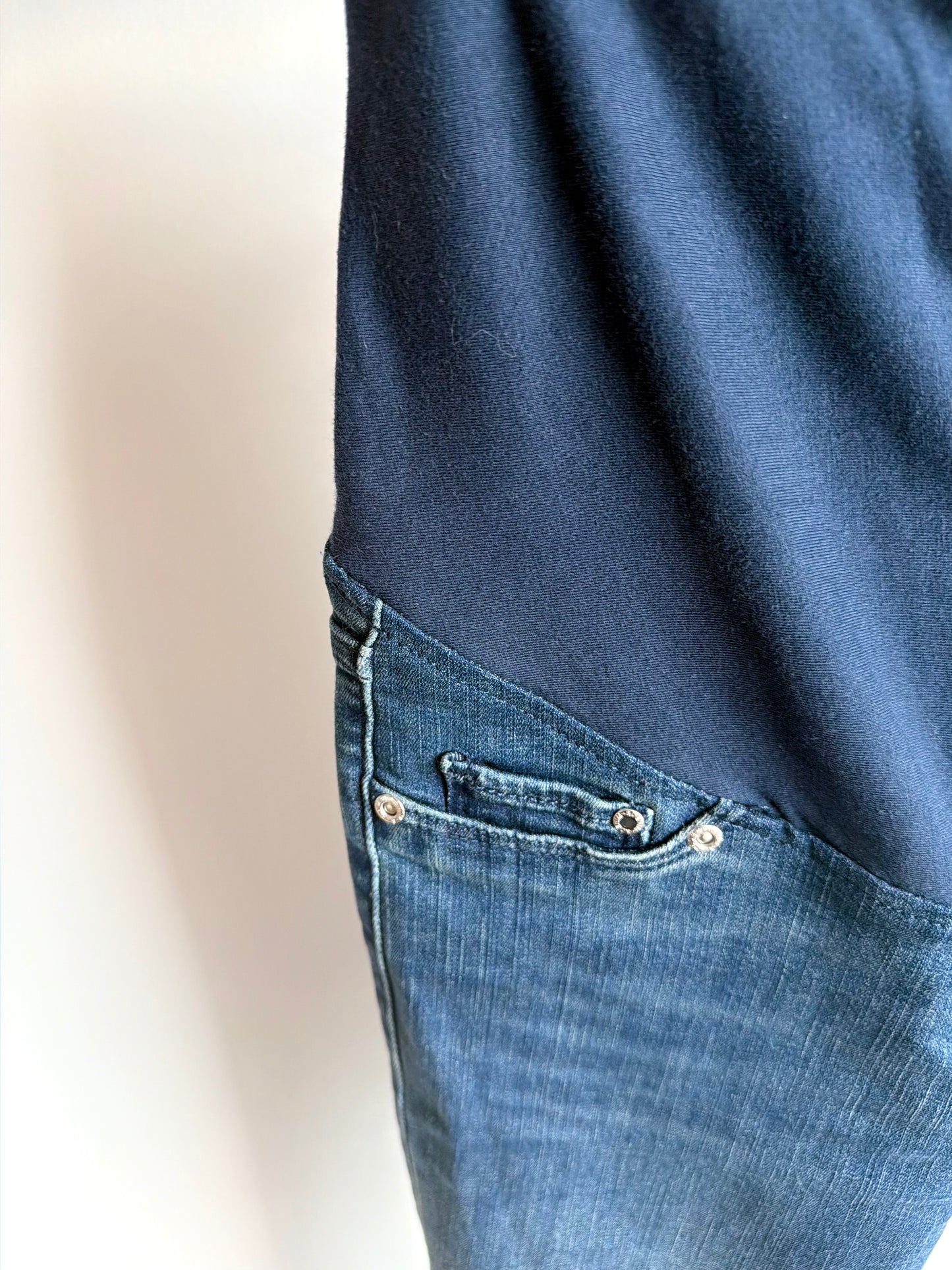 Super Skinny Maternity Jeans / Small