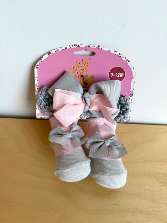 Headwrap and Bow Socks (With tags) / 0-12m