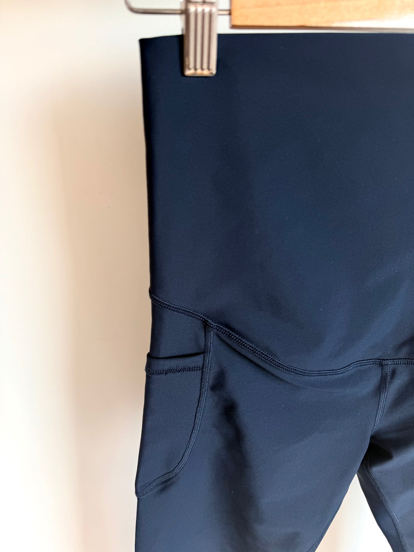 Navy Extra High Rise Maternity Athletic Leggings / Small