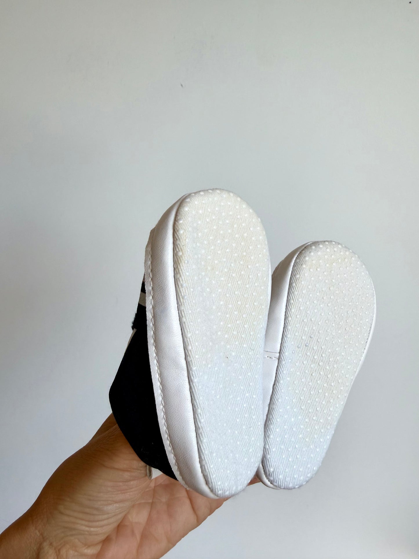 Navy Striped Shoes / 3-6m?