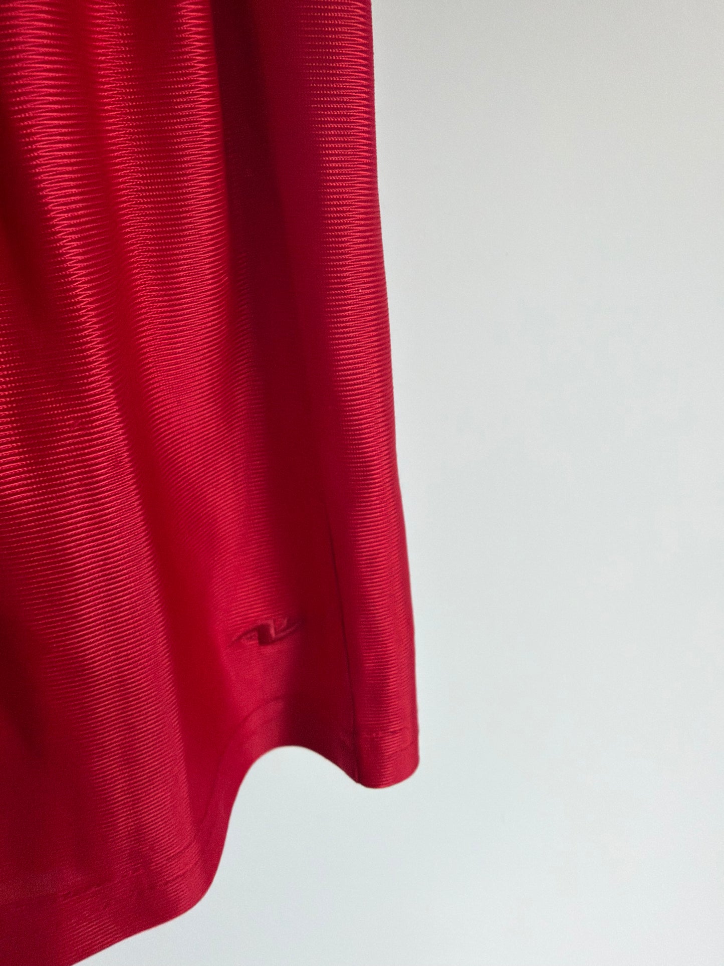 Red Athletic Shorts / 2T