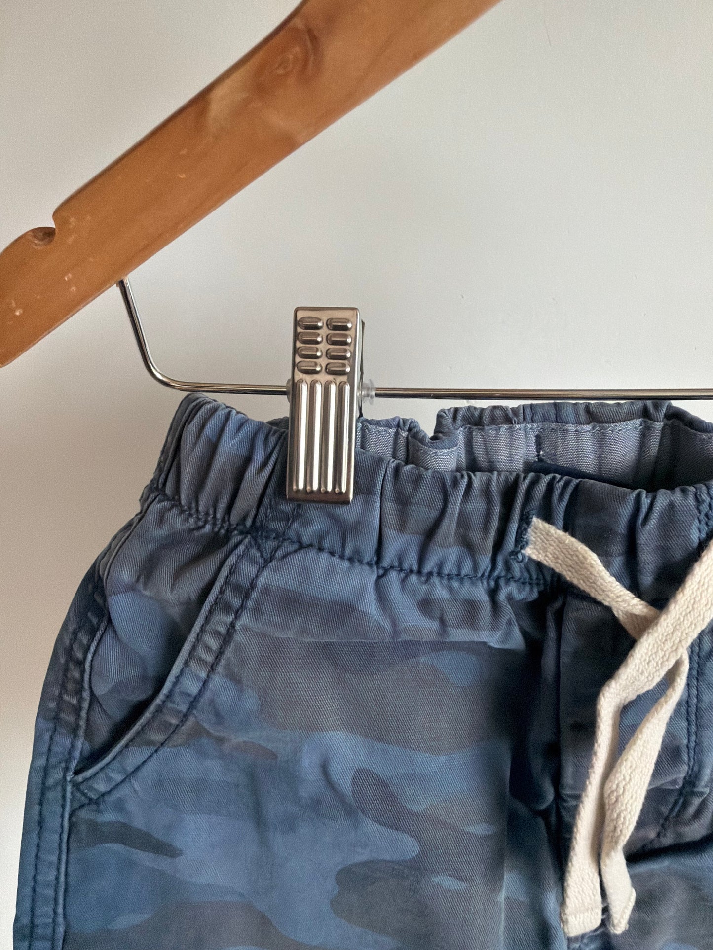 Camo Blue Drawstring Shorts / 2T