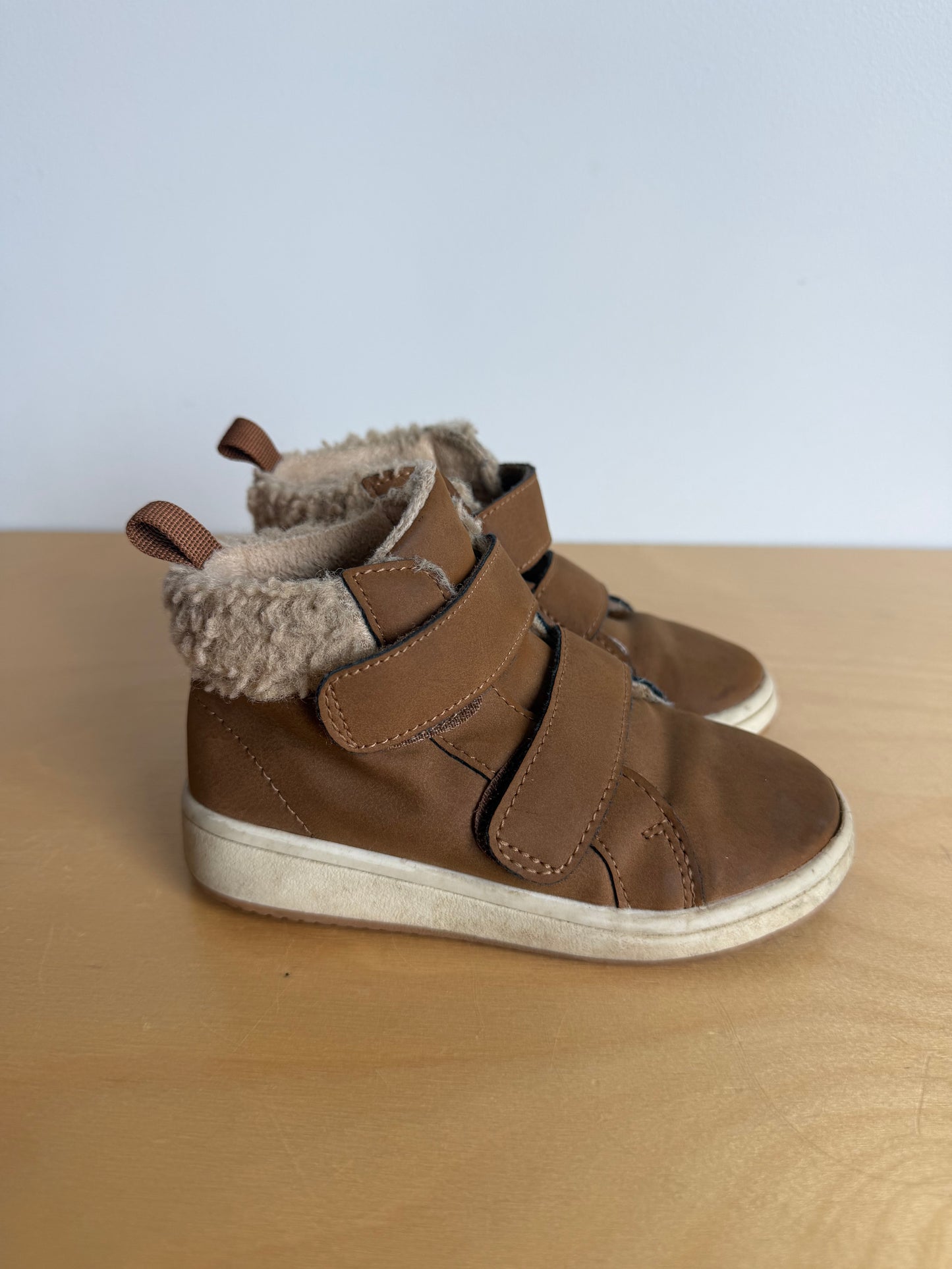 Tan High Top Shoes / Size 7 toddler