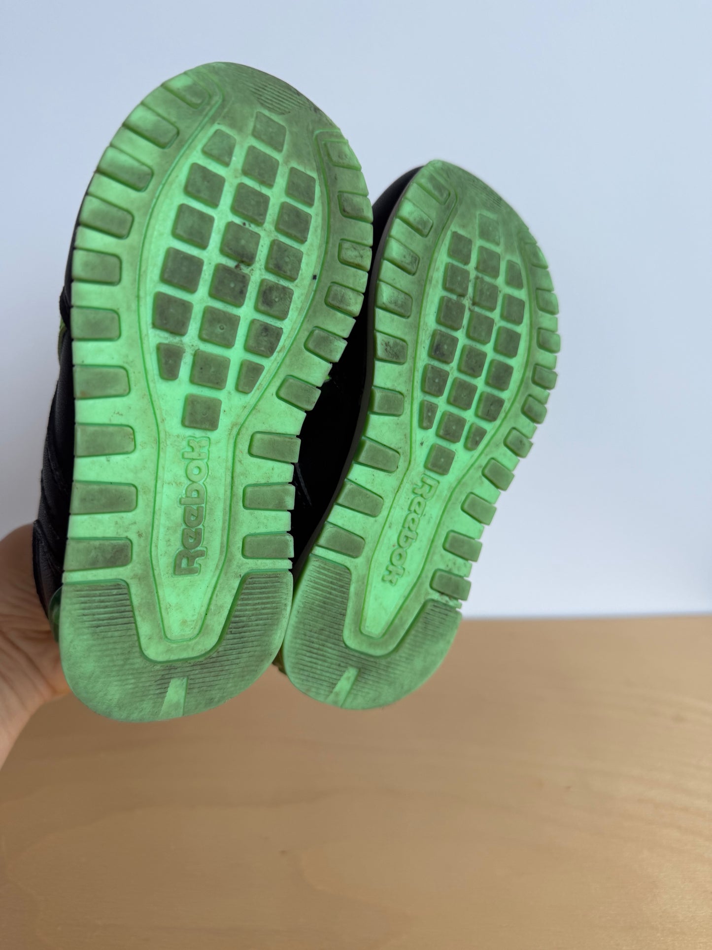 Reebok Black + Green No-Tie Sneakers / Size 8 Toddler