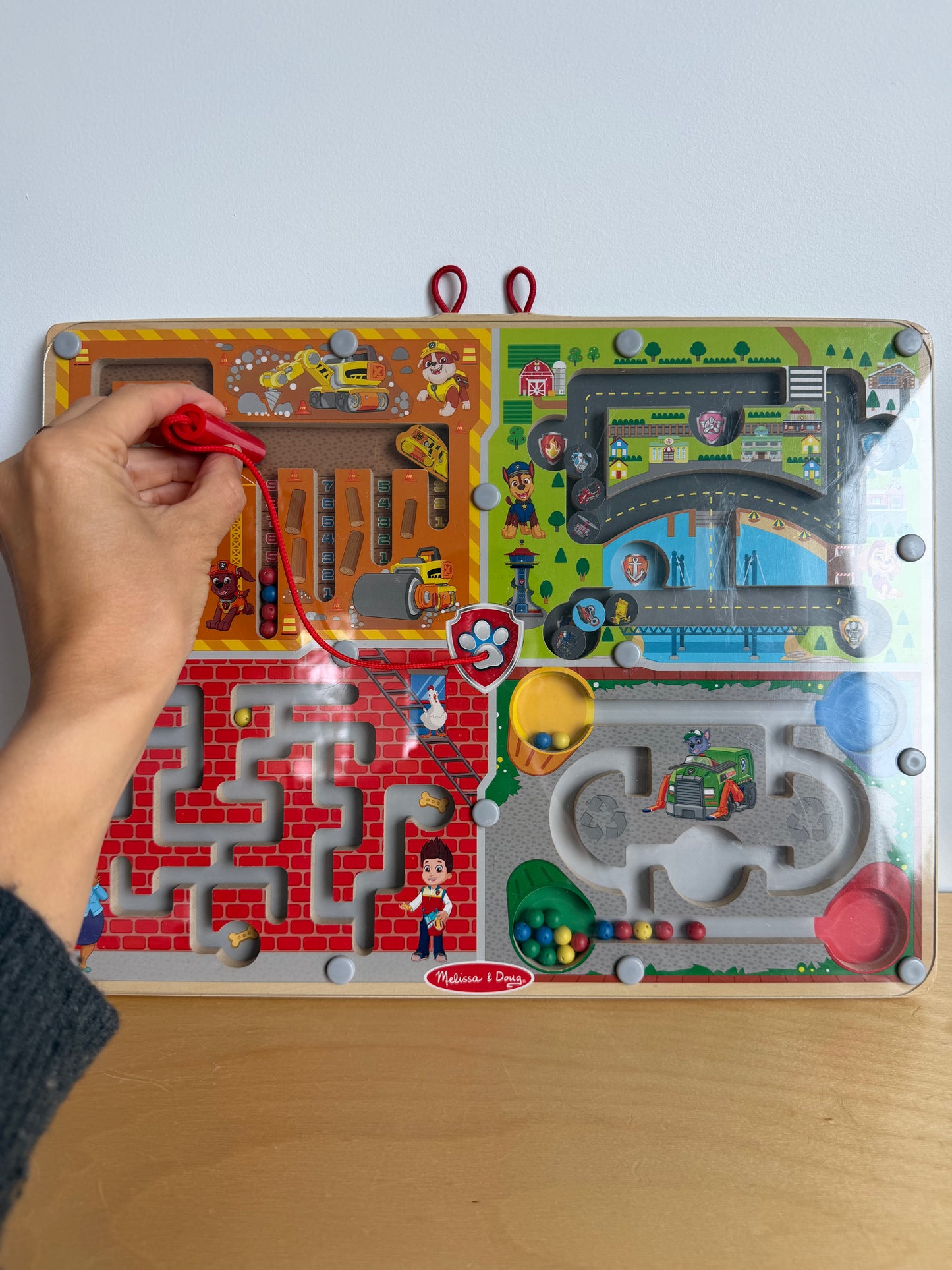 Paw Patrol Magnetic Wand Maze Board Toy (No Shipping)