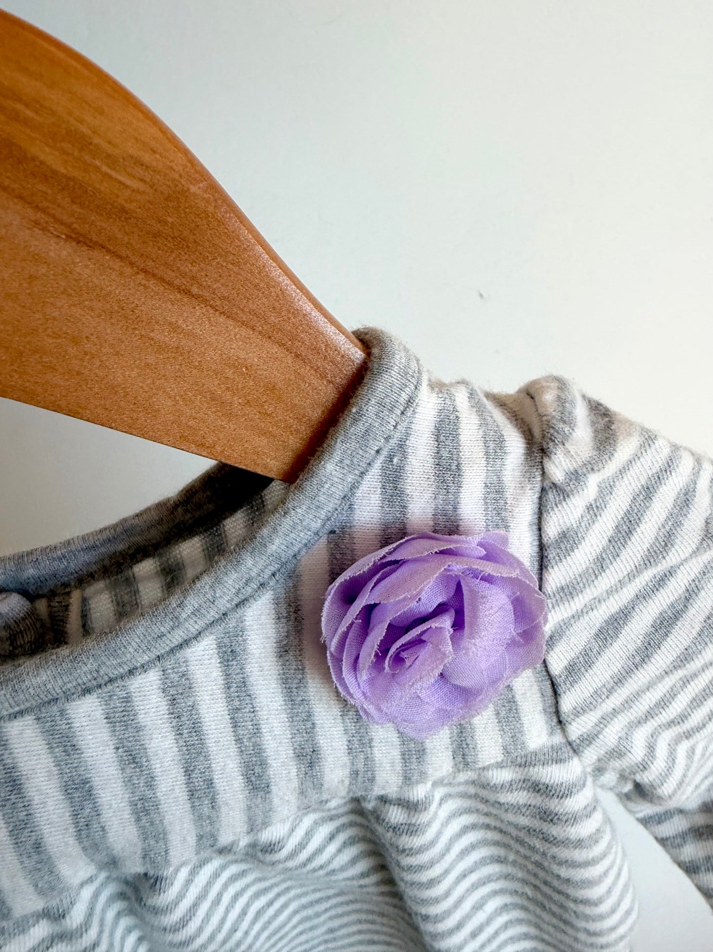 Grey Stripe + Purple Flower / 12-18m