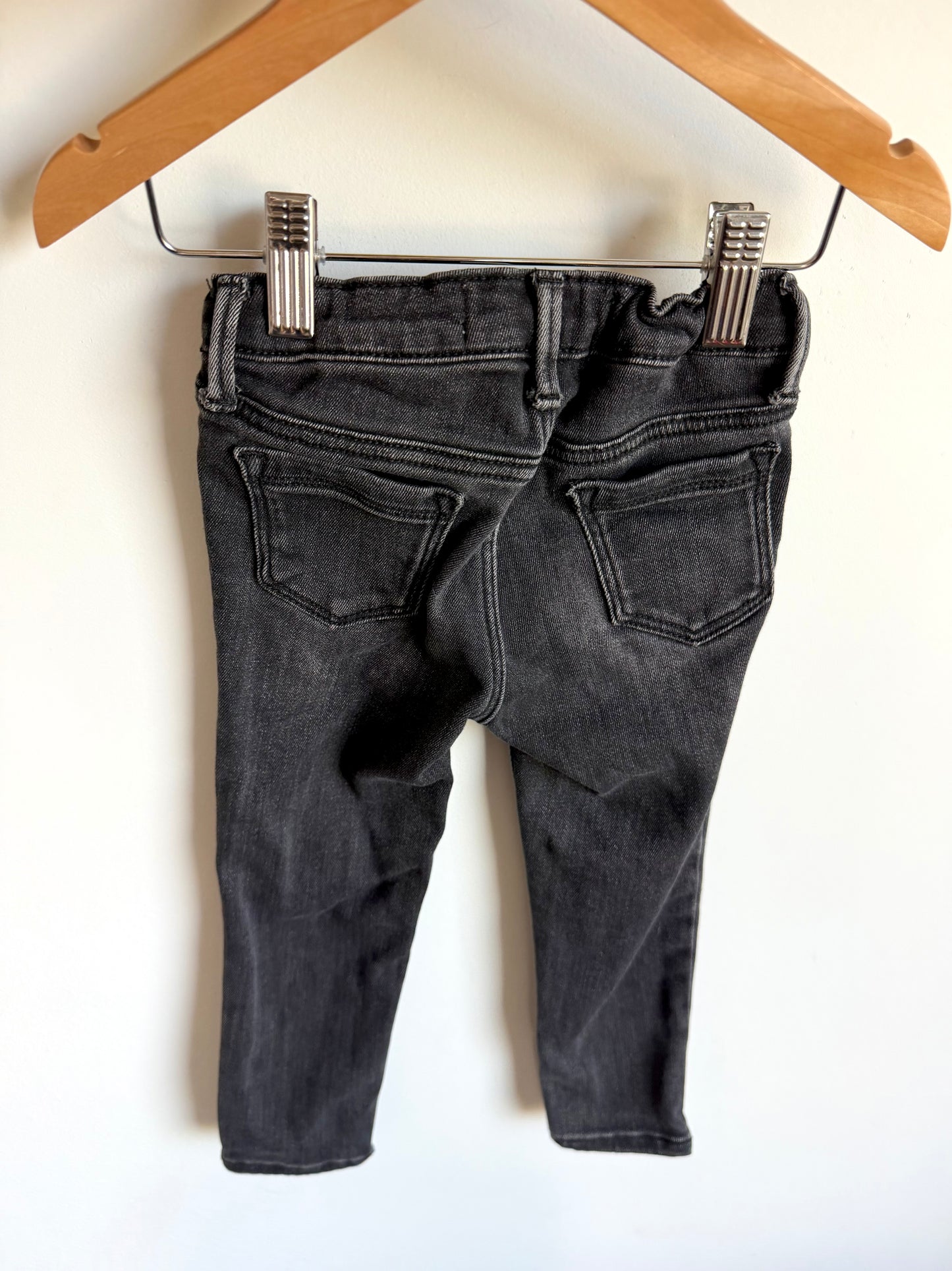 Distressed Ballerina Jeans / 3T