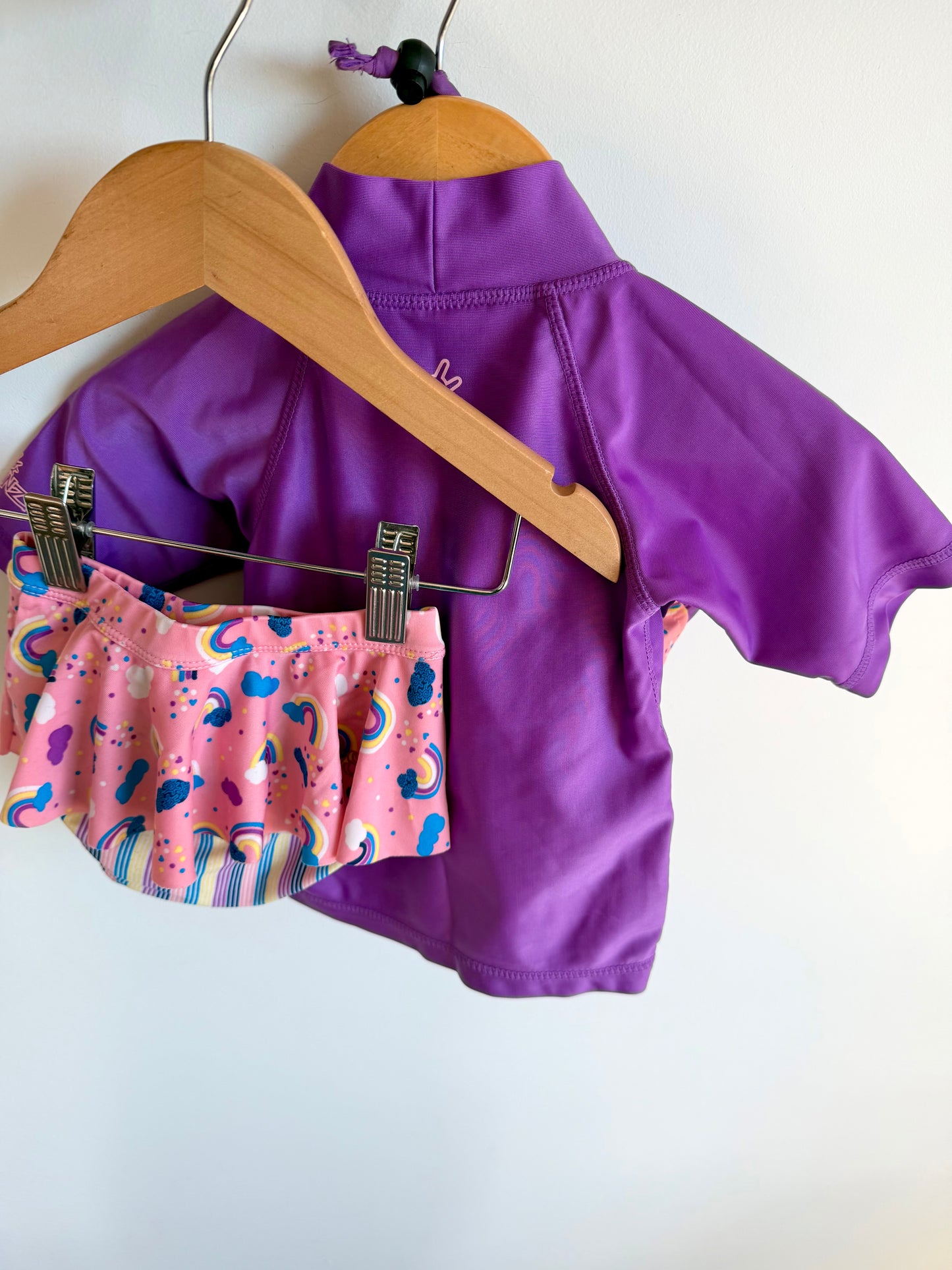 UV SKinz Two Piece Swimsuit + Hat Set / 12-18m