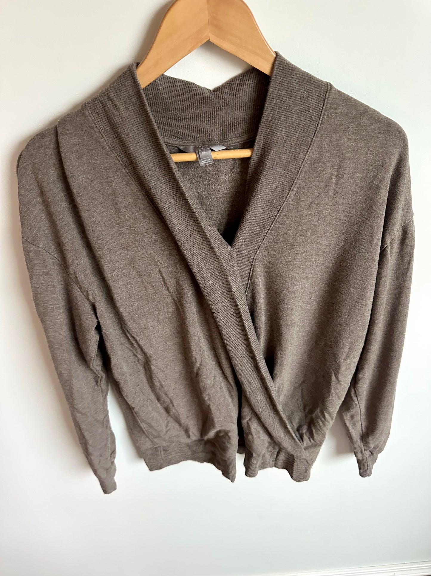 Thyme Taupe Nursing Sweater / Small