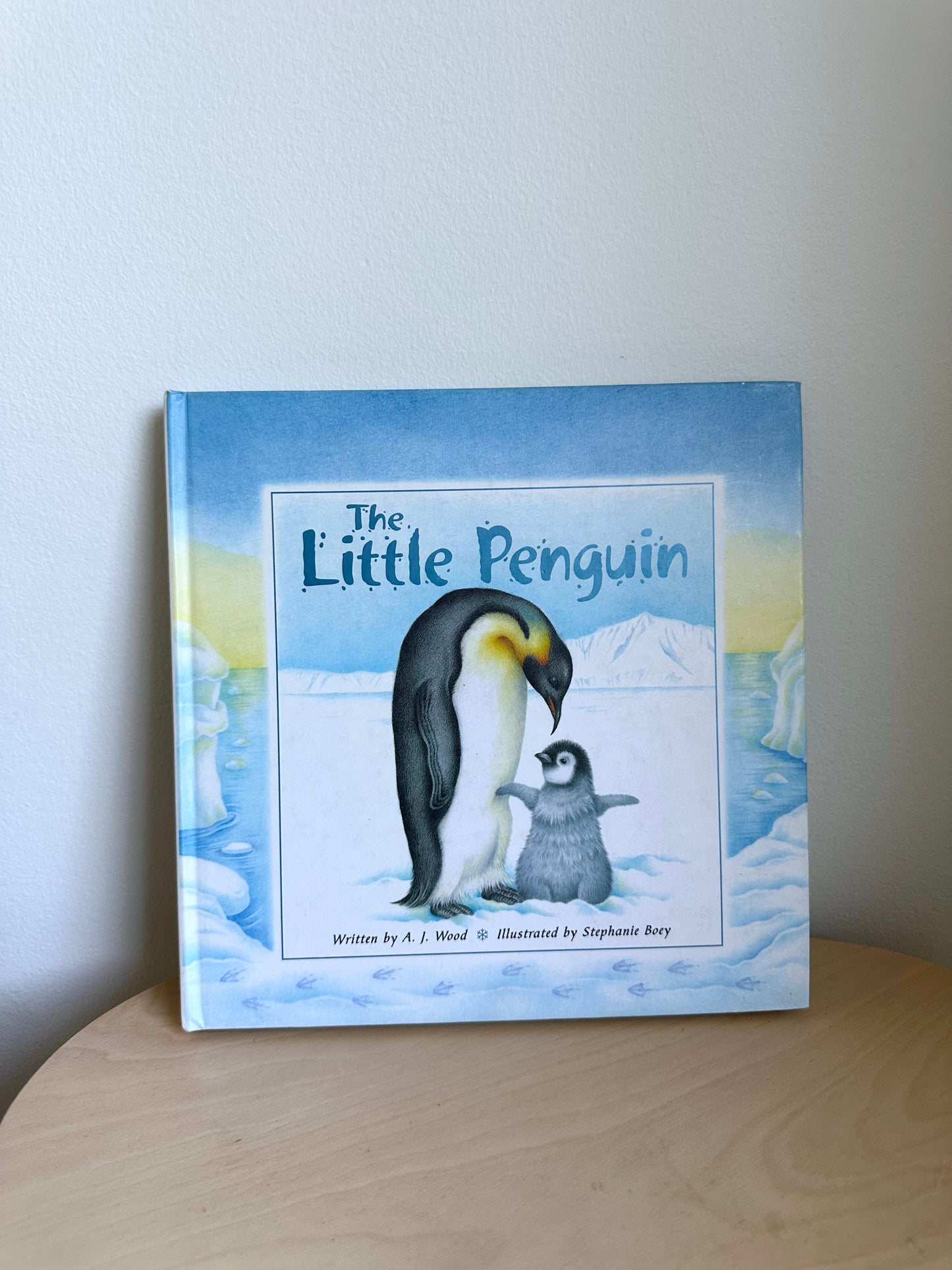 The Little Penguin Hardcover Book / 2-5 years