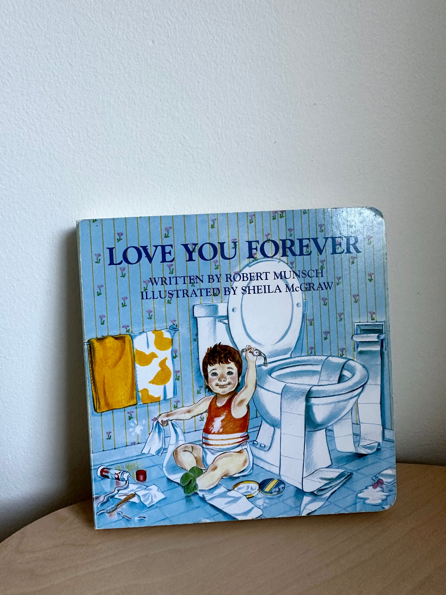 Love You Forever Board Book / 0-3 years