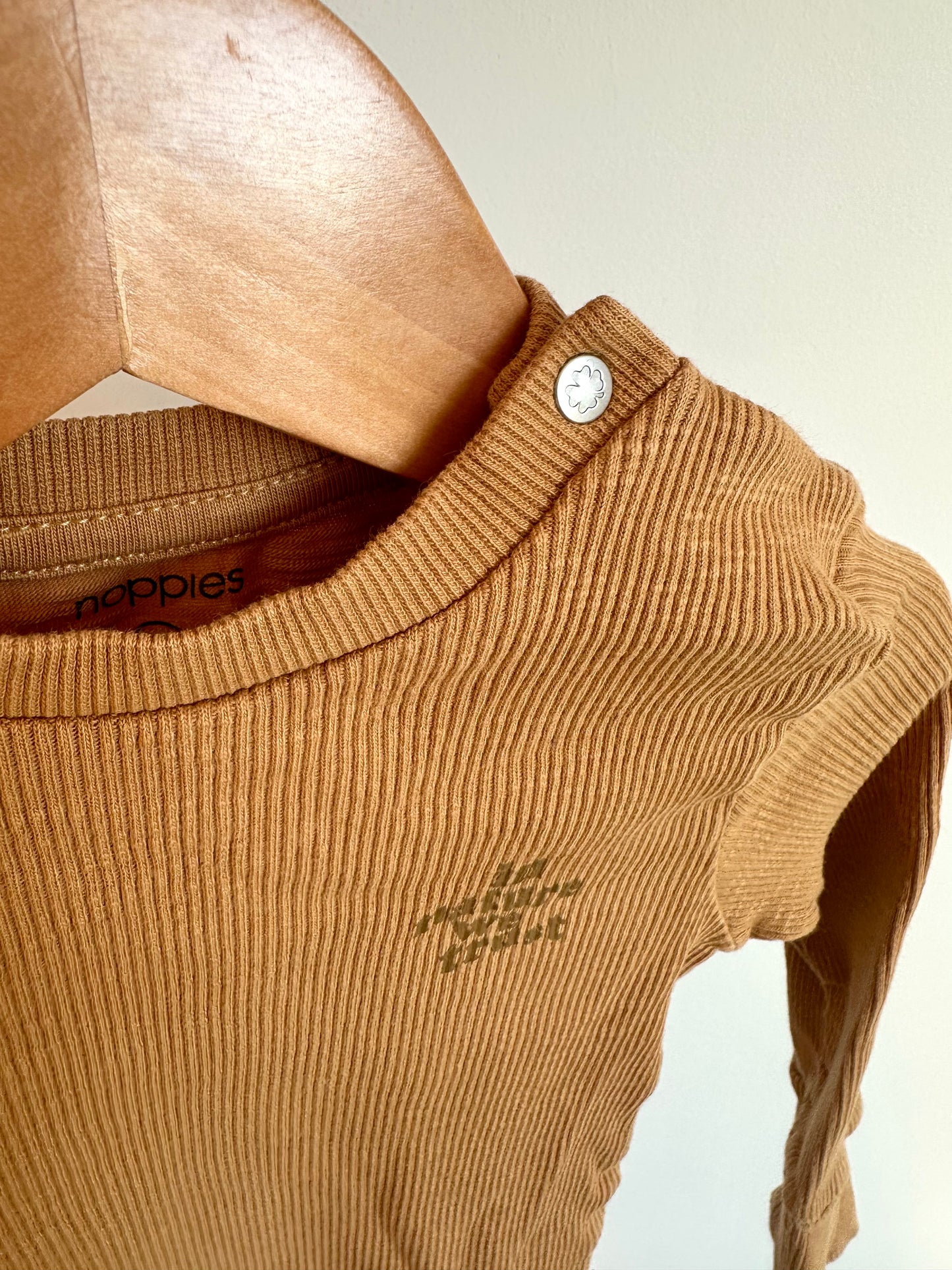Noppies Tan Rib Long Sleeve / 12-18m