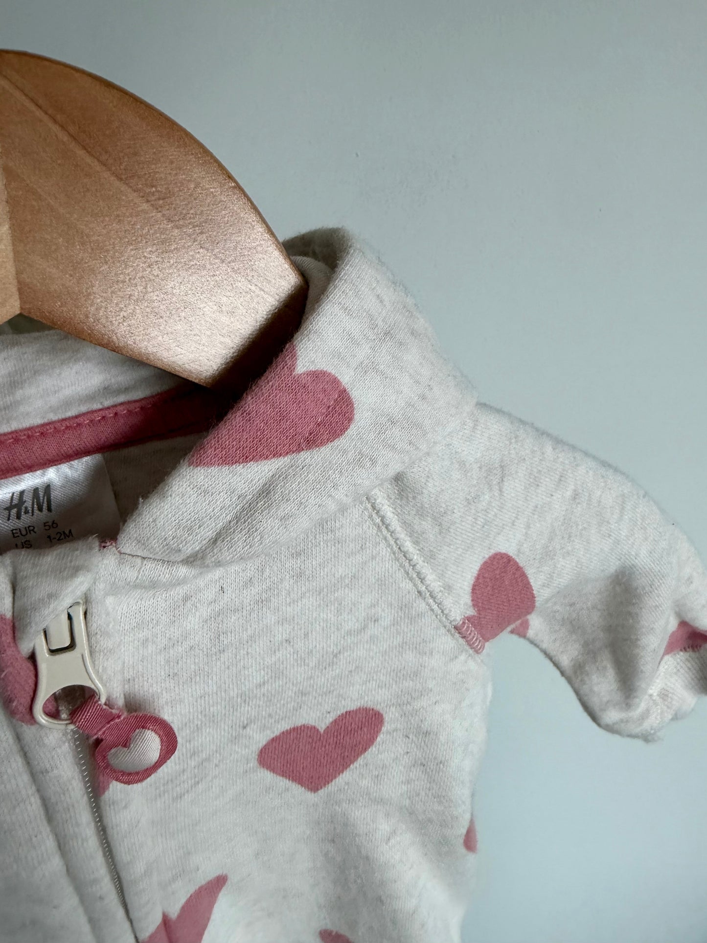 H&M Heart Hood Zipper Jumpsuit / 1-2m