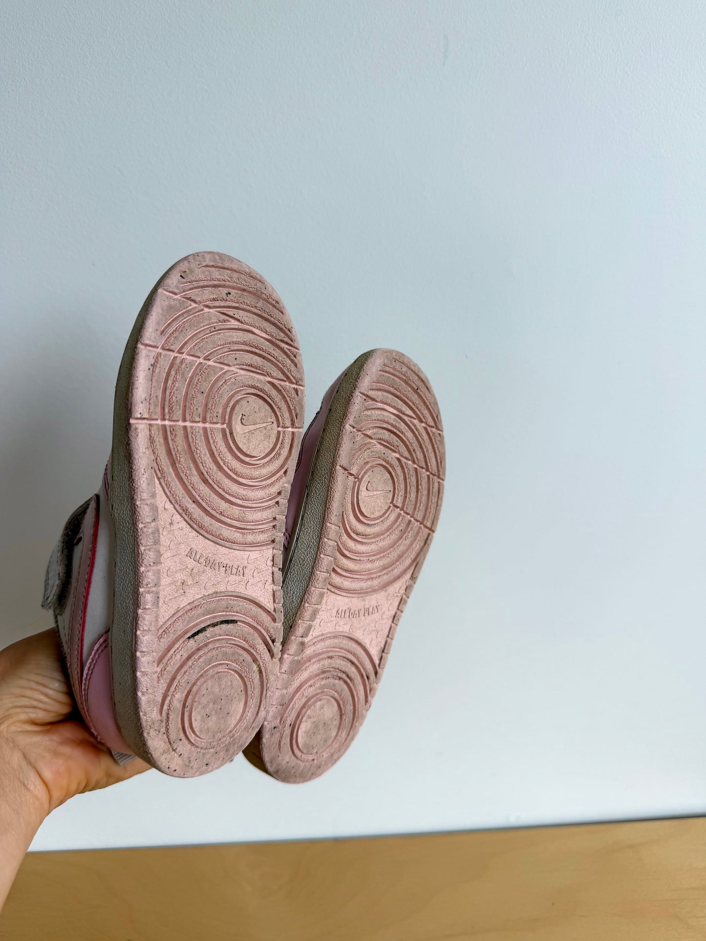 Nike Pink Velcro Shoes (PLAY) / Size 10 Toddler