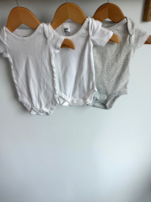 Grey, 2 White T-Shirt Bodysuits (3) / 0-3m