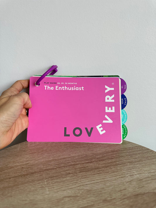 Lovevery The Enthusiast Play Guide / 28-30 Months