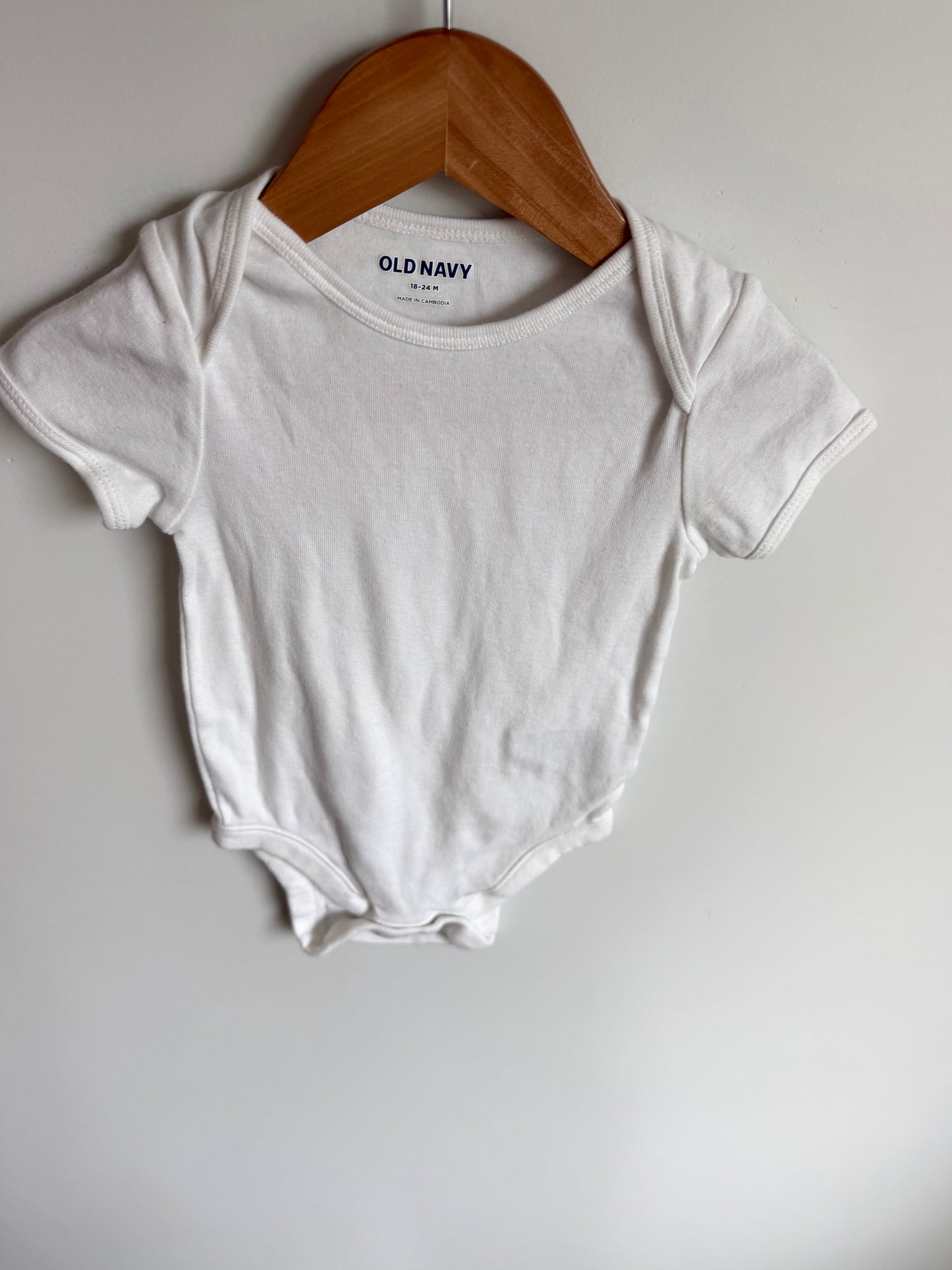 White Cotton T-Shirt Bodysuit / 18-24m