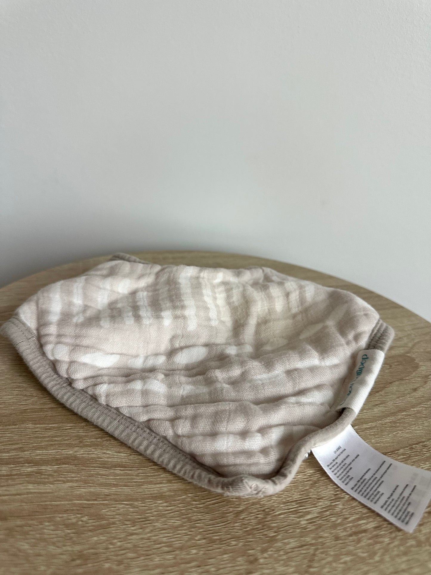 LouLou Lollipop Tan Patterned Bib