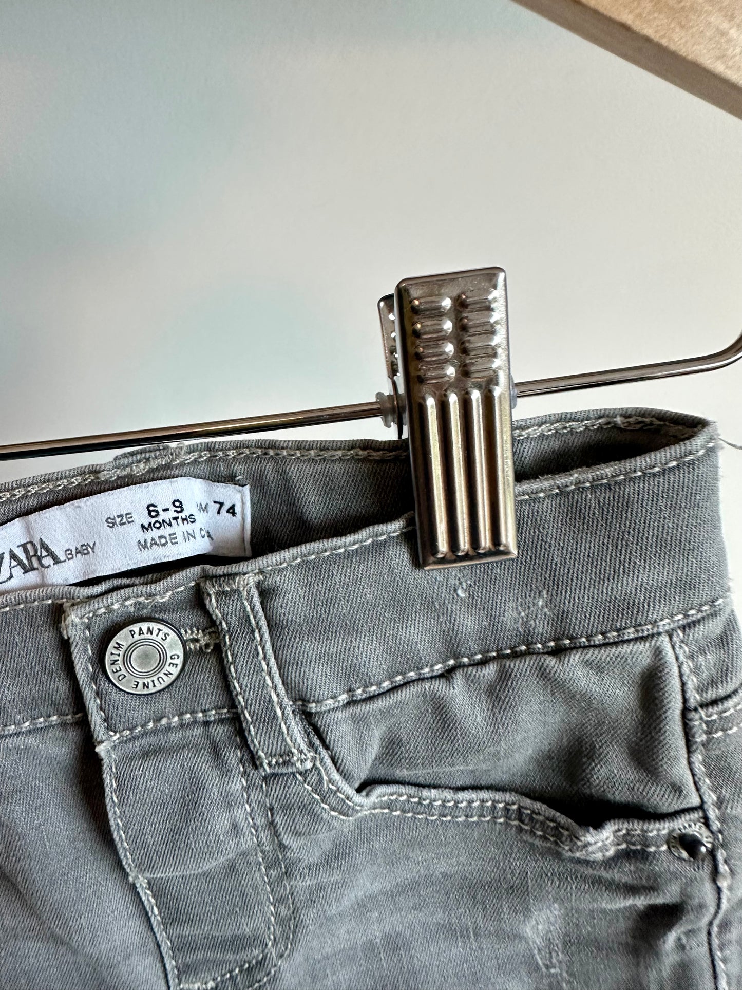 Zara Grey Wash Jeans / 6-9m