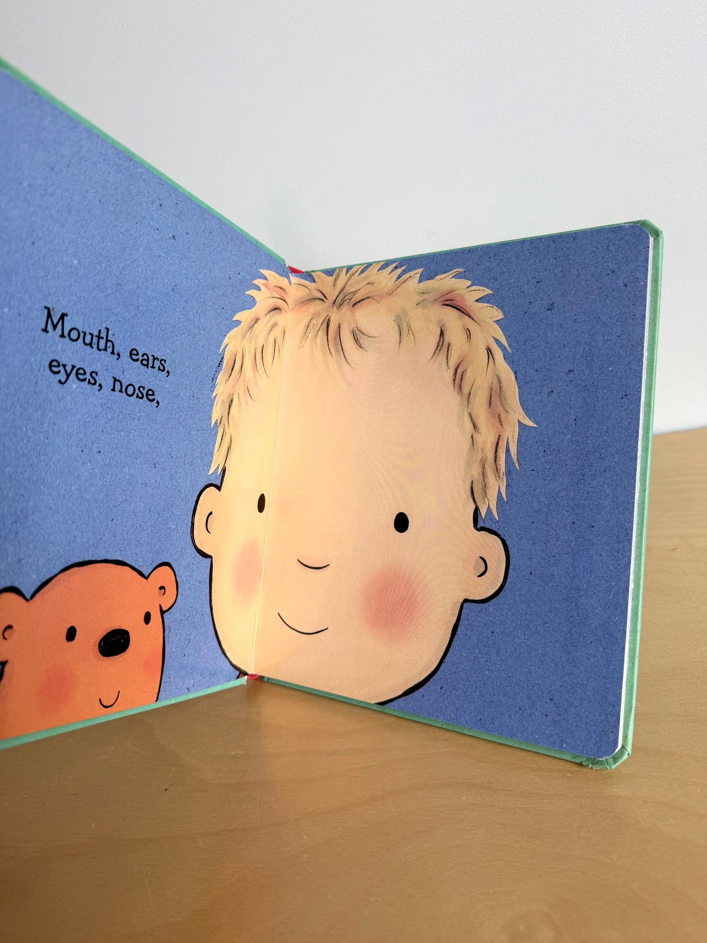 Ten Tiny Toes Book / 1-3 years