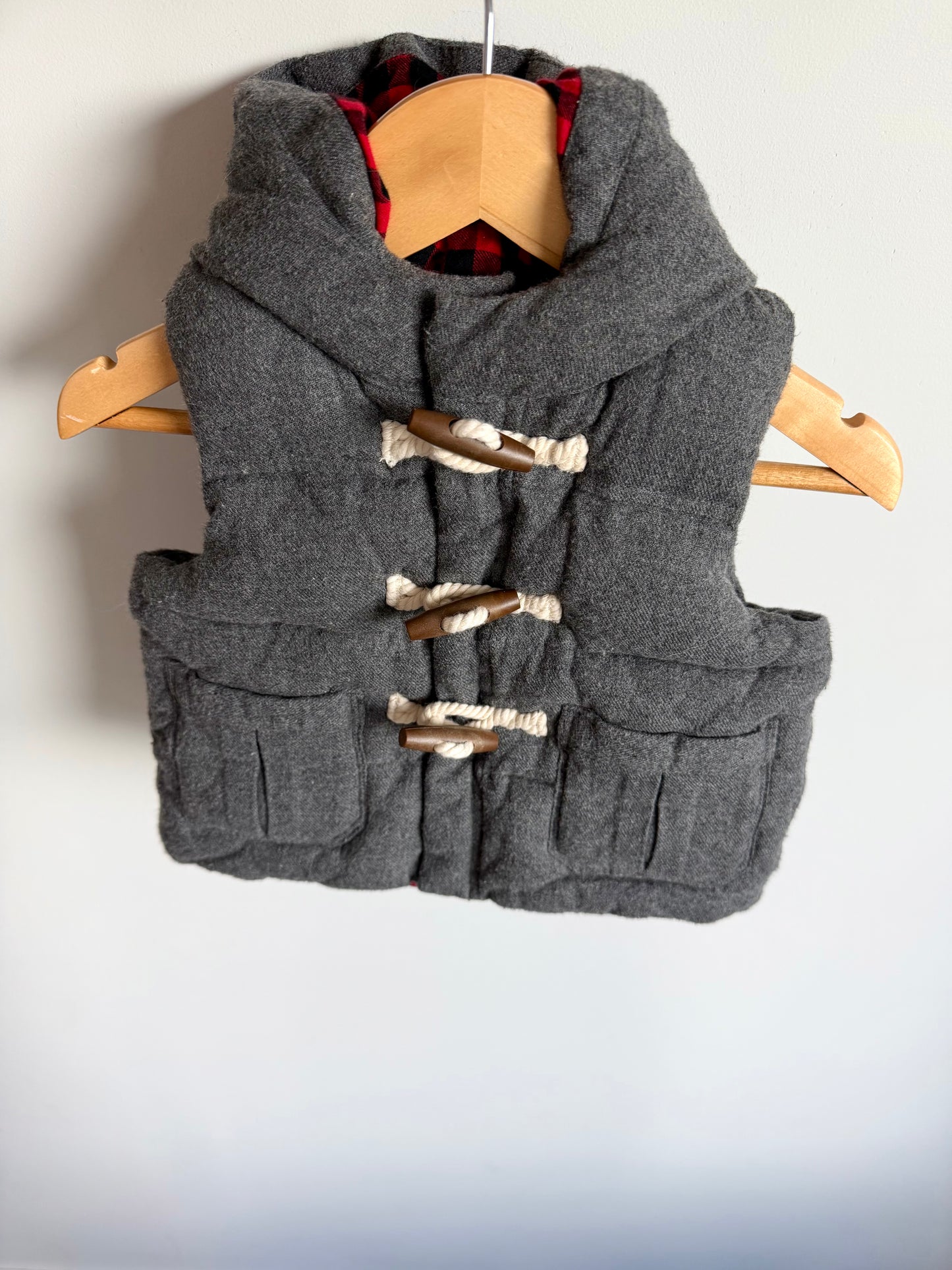 Gap Grey + Checkered Hooded Vest / 6-12m