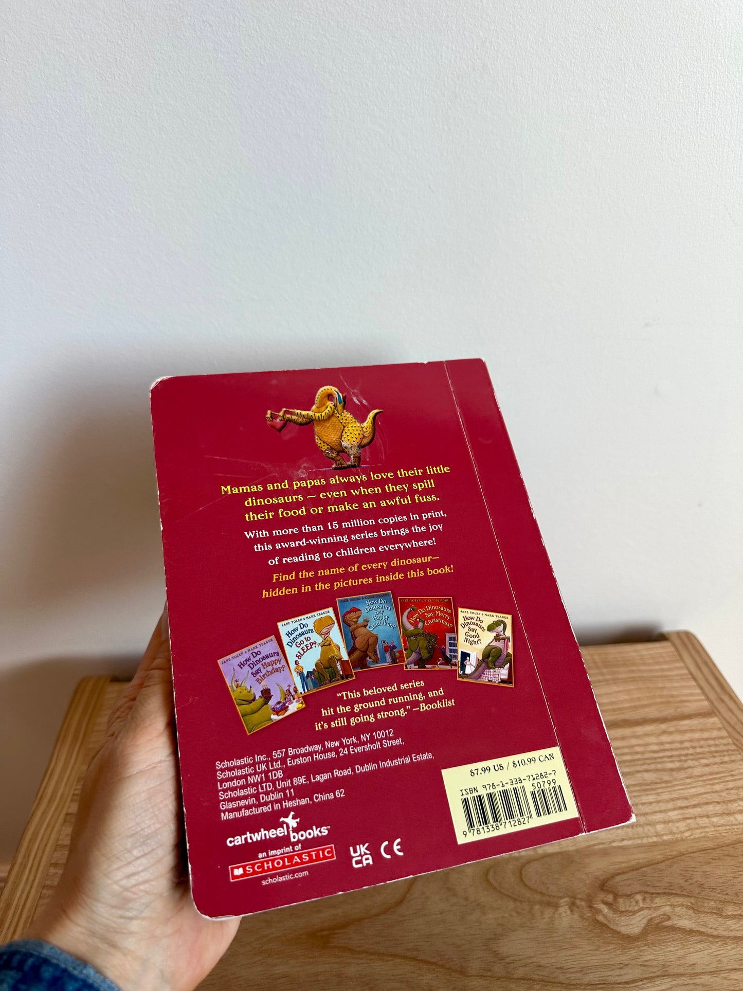 How Do Dinosaurs Say I Love You? Board Book / 3-5 years