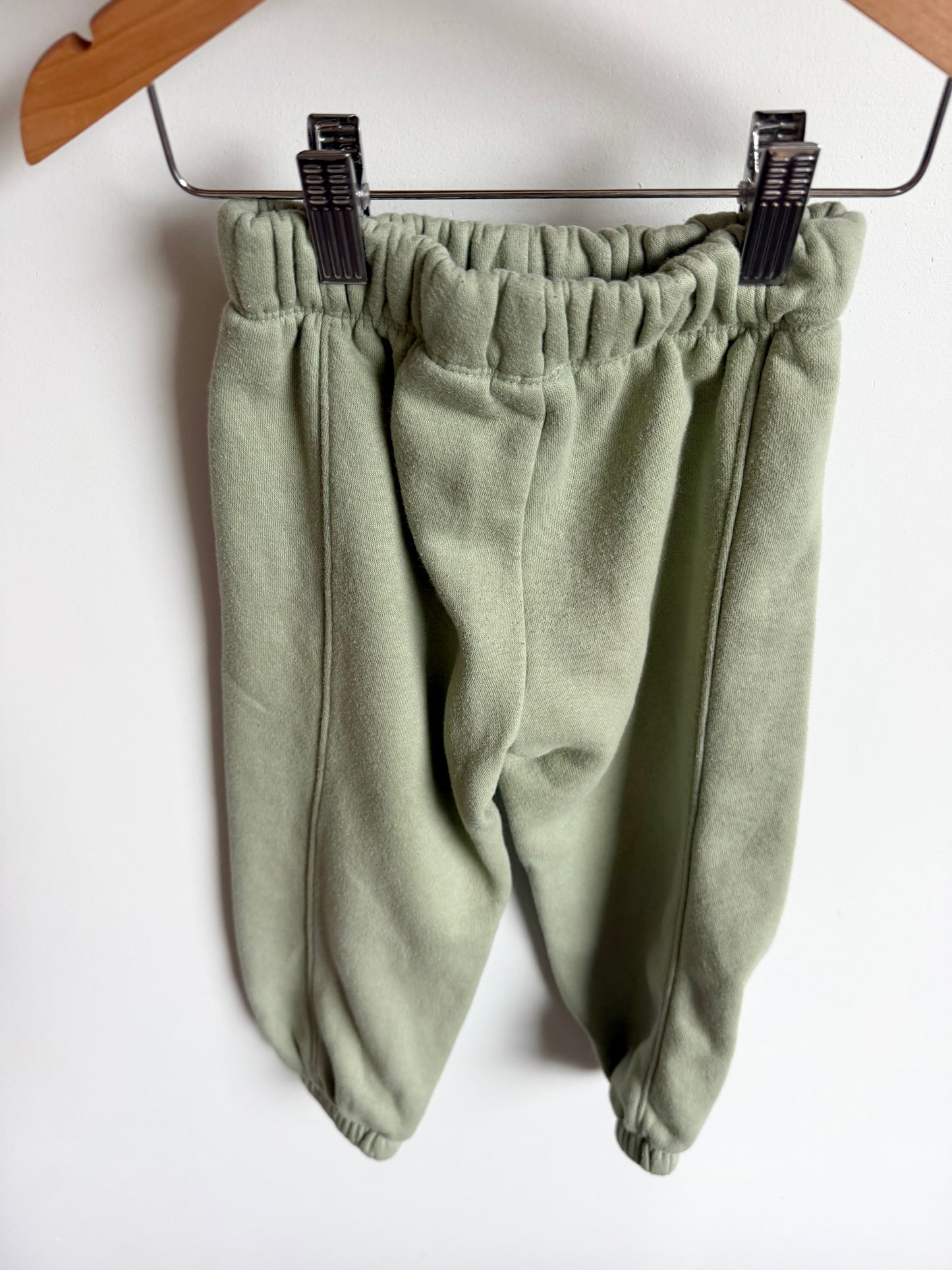 Gap Sage Tapered Sweat Pants (PLAY) / 3T