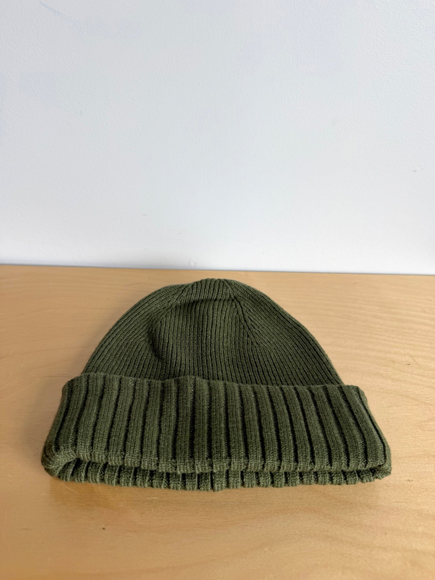 Green Toque / 10-12 years?