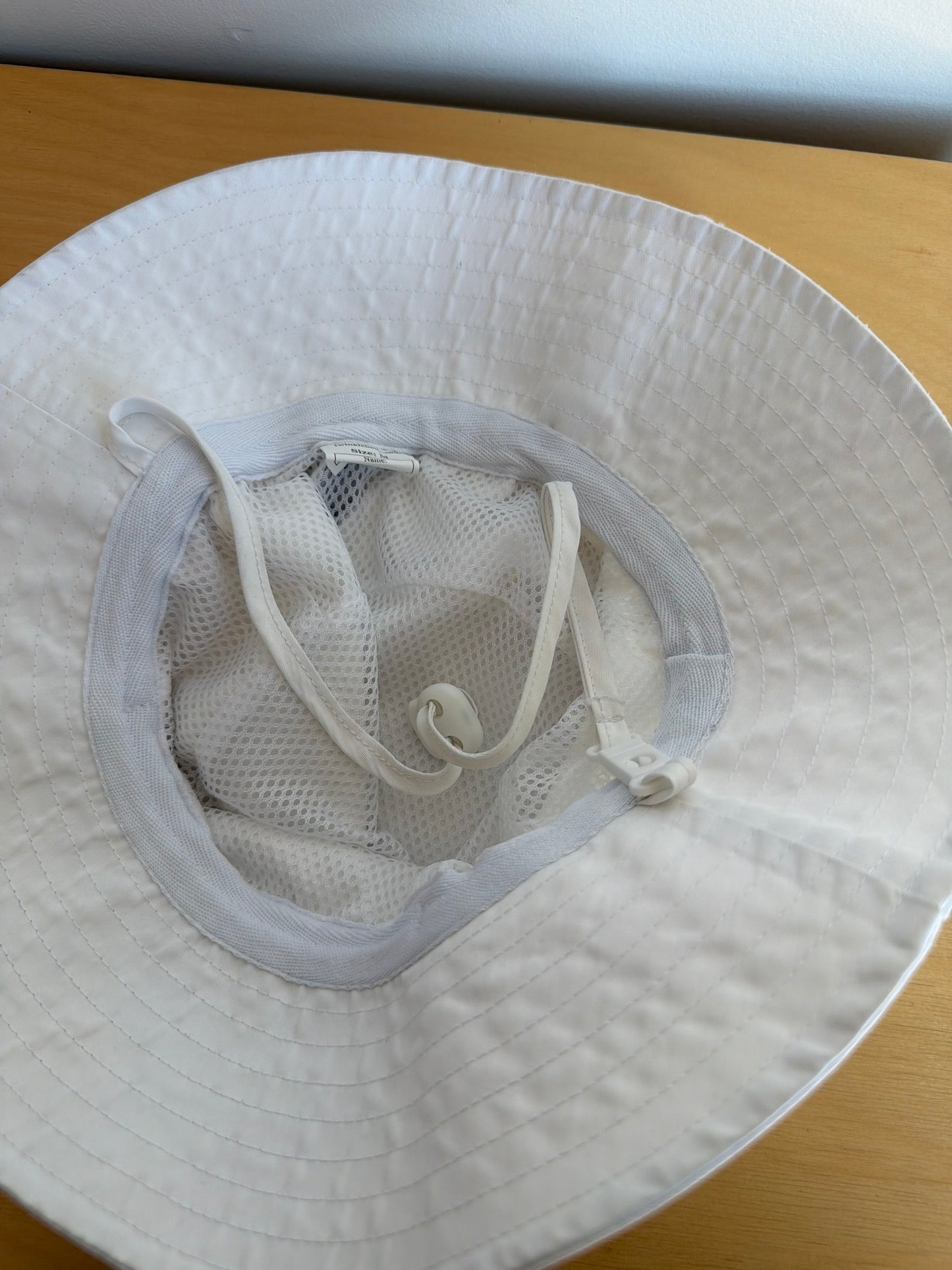 White Strap Sun Hat / 6-24m