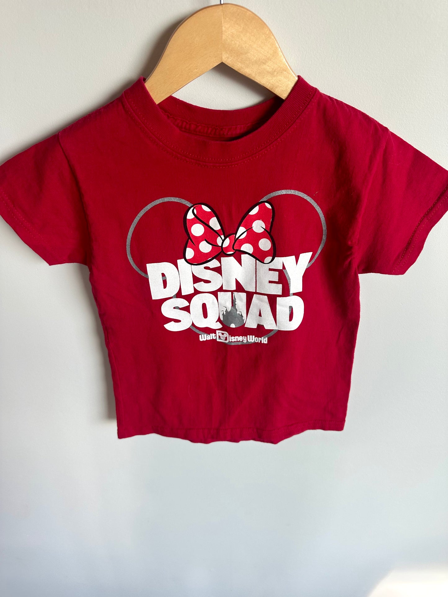 Red Disney T-shirt / 5-6 years