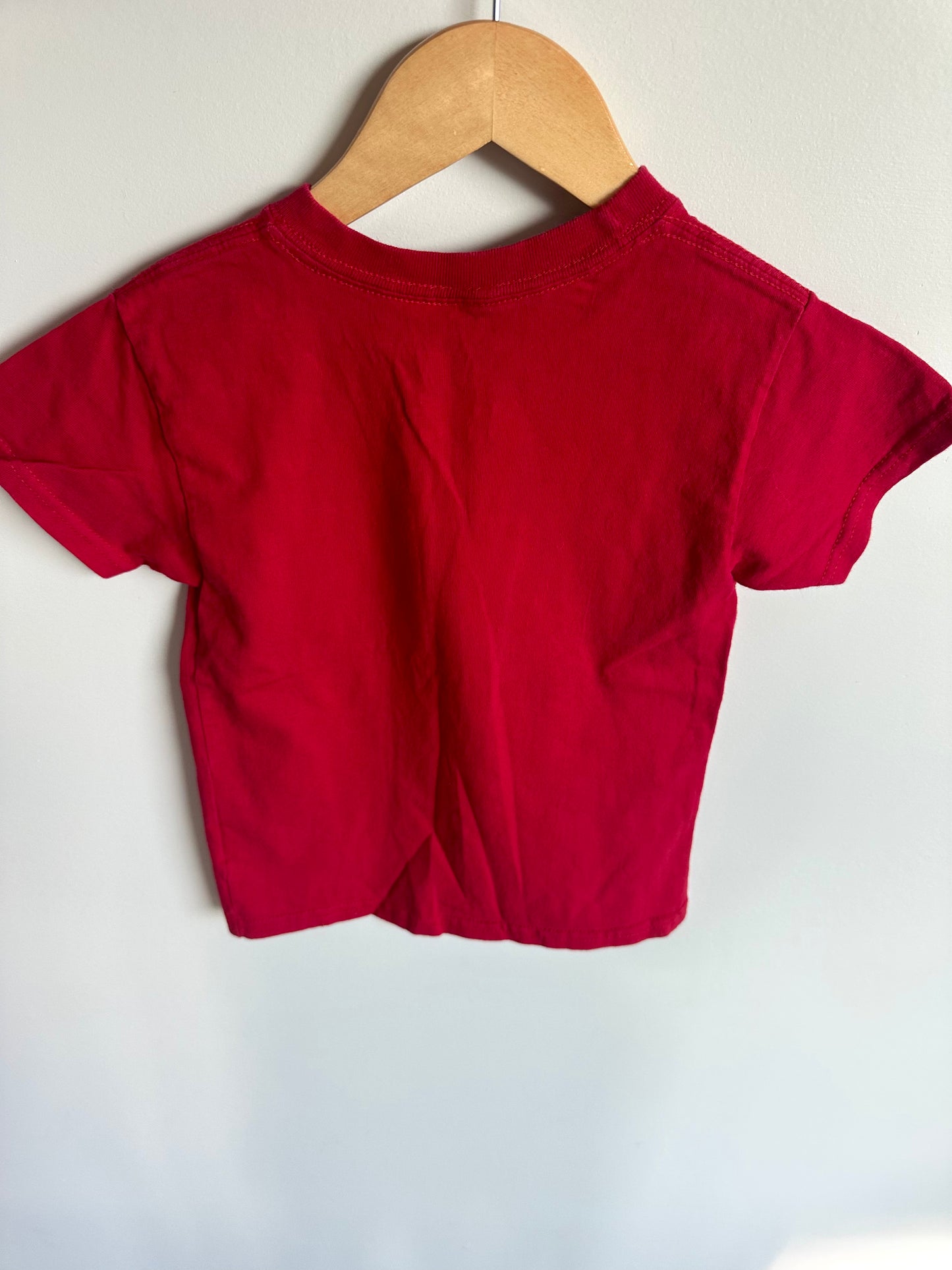 Red Disney T-shirt / 5-6 years