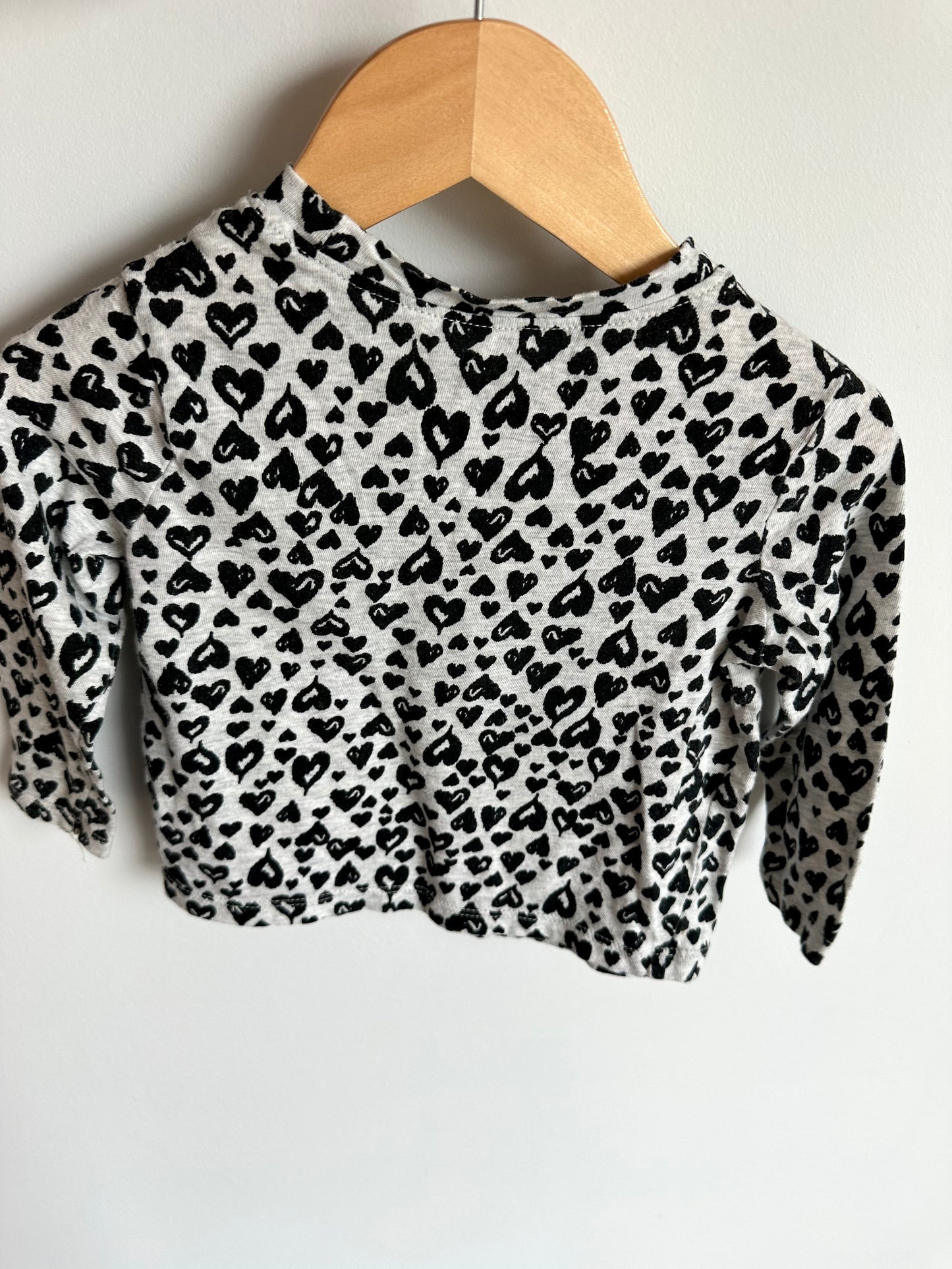 Black Hearts Pattern Long Sleeve Top / 2T