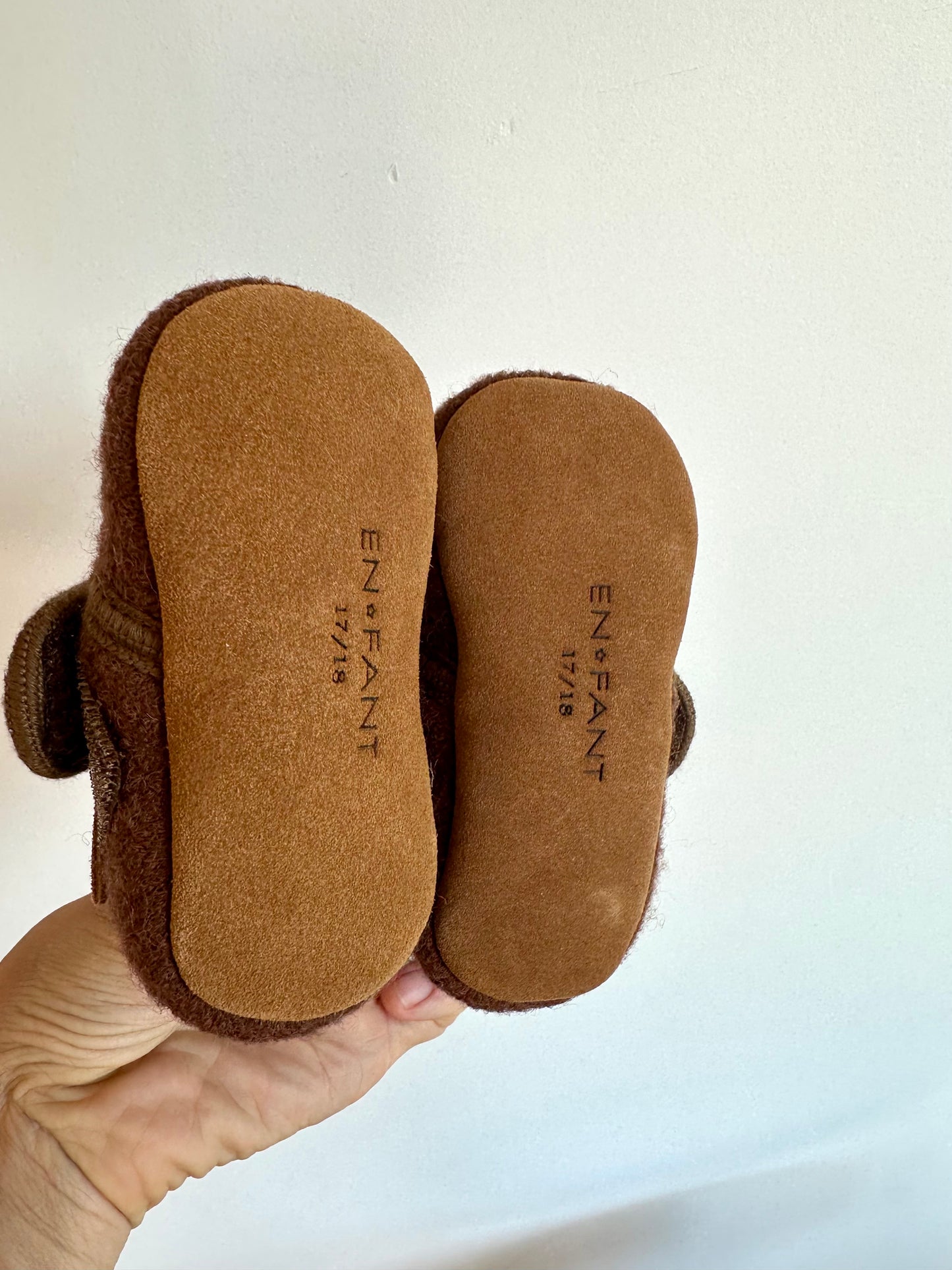 100% Wool-Woven Infant Slippers / Size 2-3 Infant