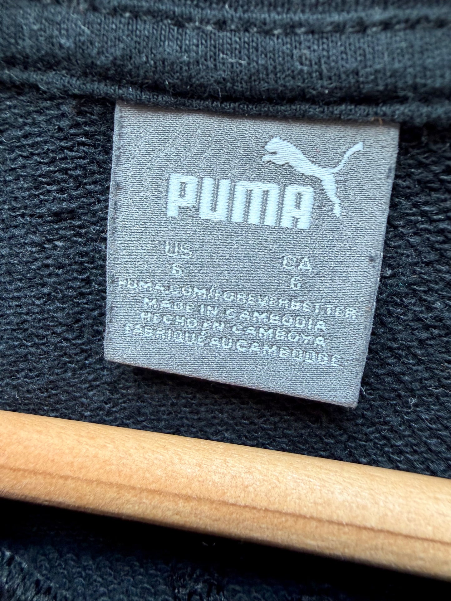 Puma Black Crew Neck Sweater / 6 years